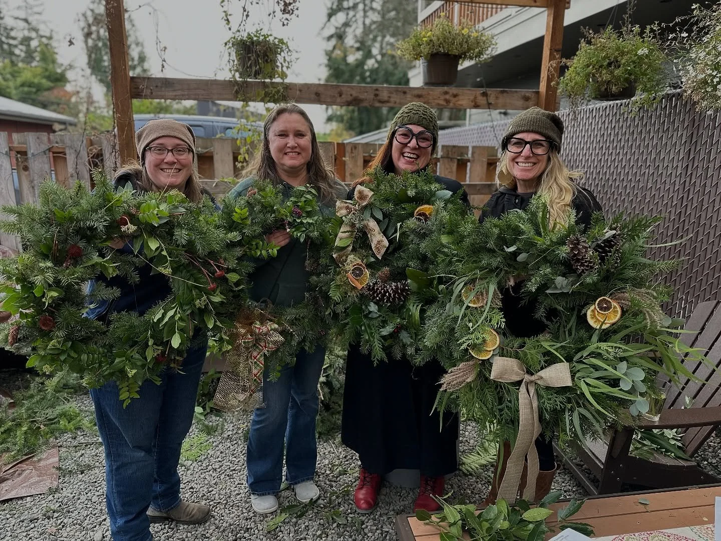 Botanista mailing list members! Check your email for early access to reserve your spot for the 4th Annual Wreath Workshop at (formerly Downpour) Friends and Neighbors Brewing in Kingston! Space is limited - sign up today! Visit NWbotanista.com for mo