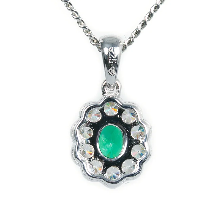 Shop-SmallGreenColouredPendant-a2.jpg