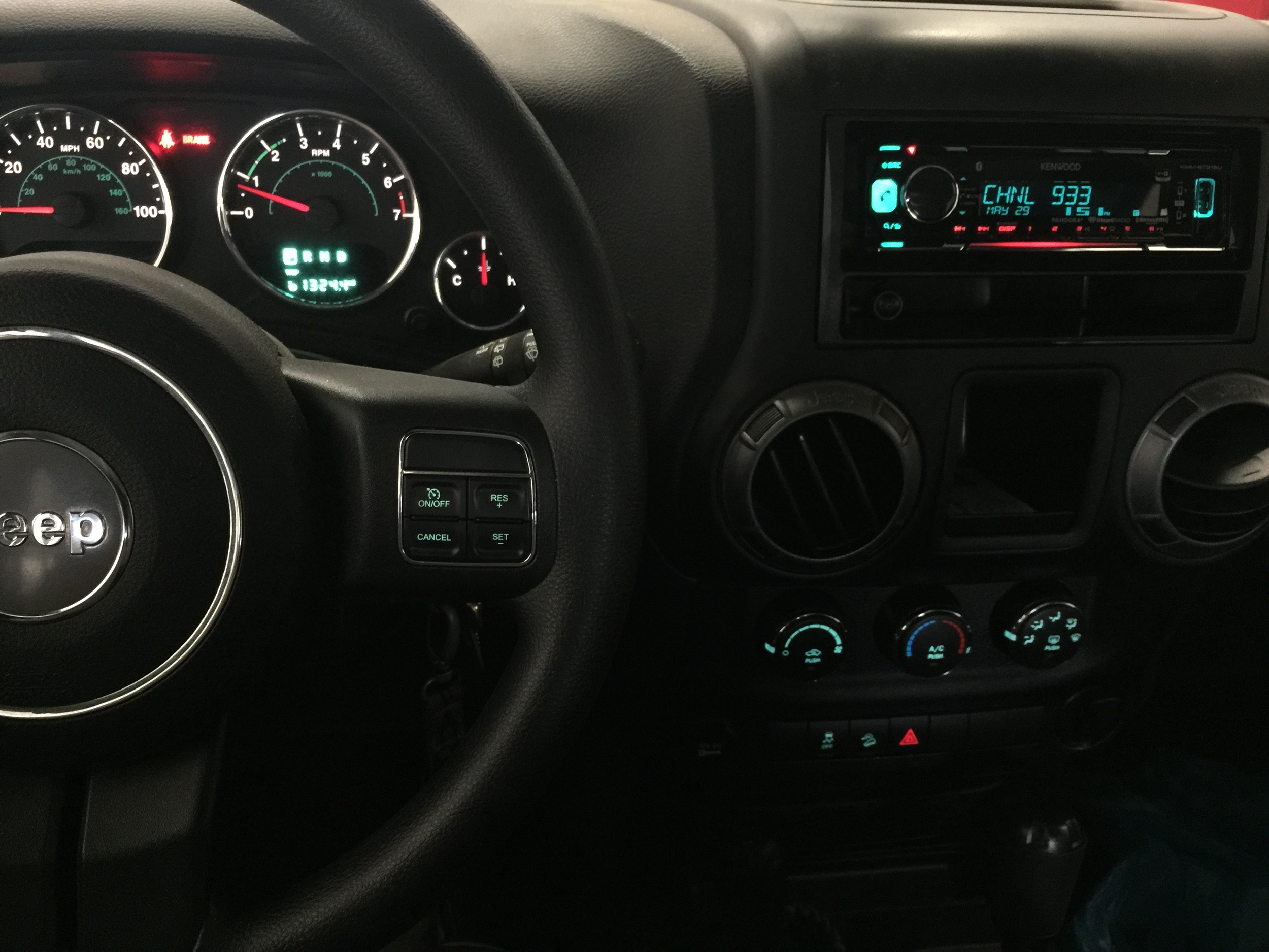 Aftermarket Radio Installed 2016 Jeep Wrangler