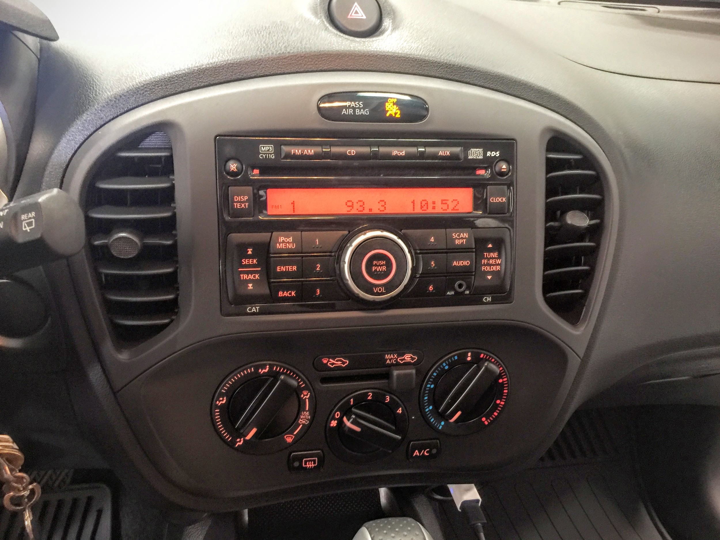 2013 Nissan Juke Stock Radio
