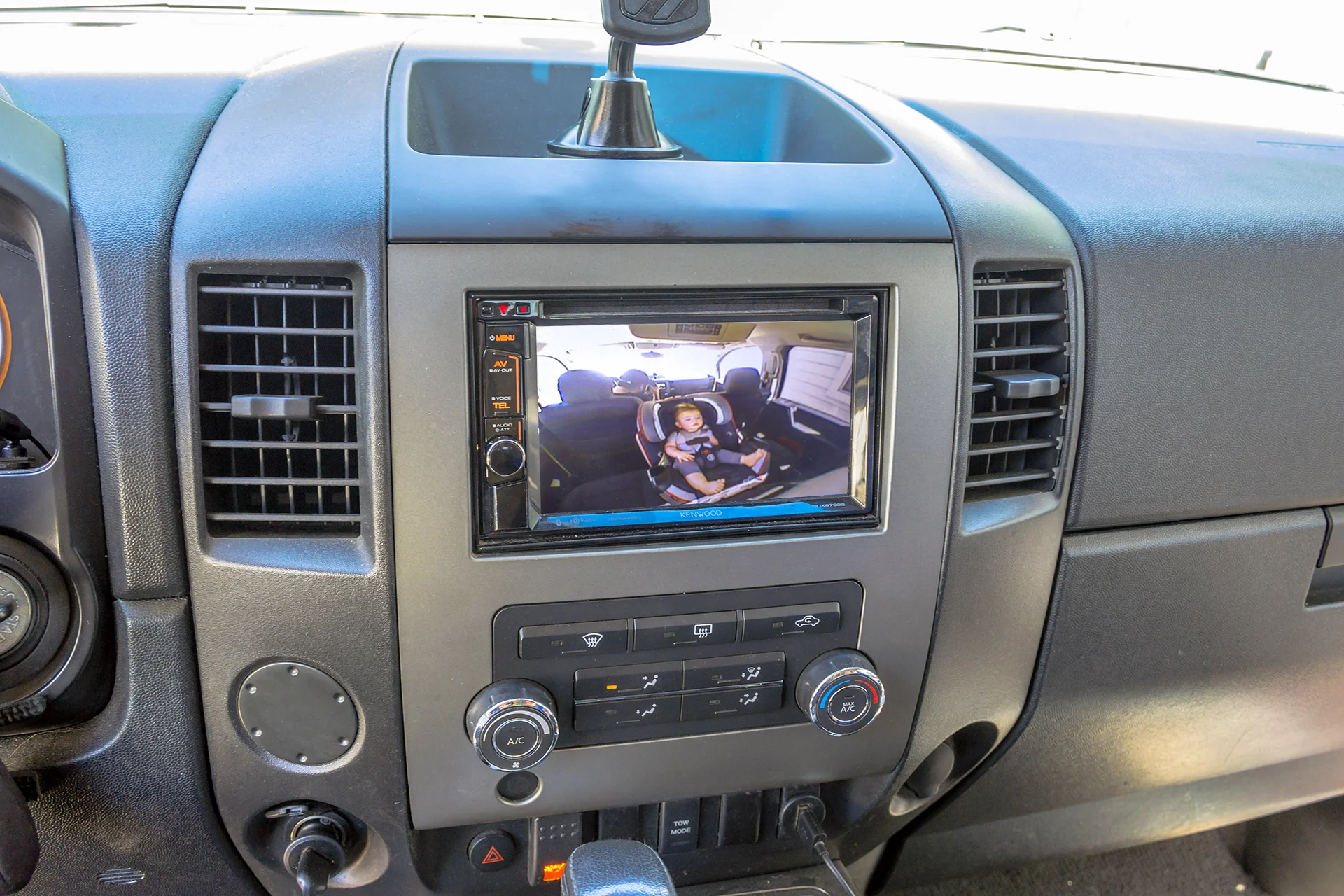 2008 Nissan Titan Baby Camera View