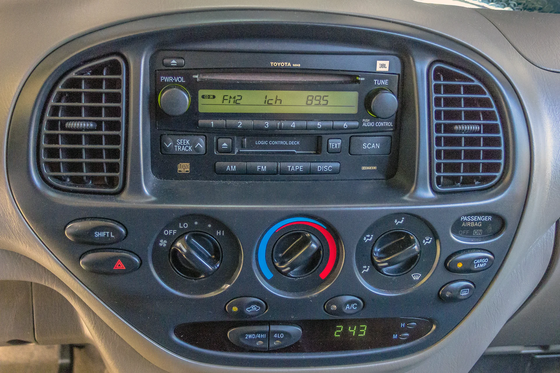 toyota sequoia jbl audio system