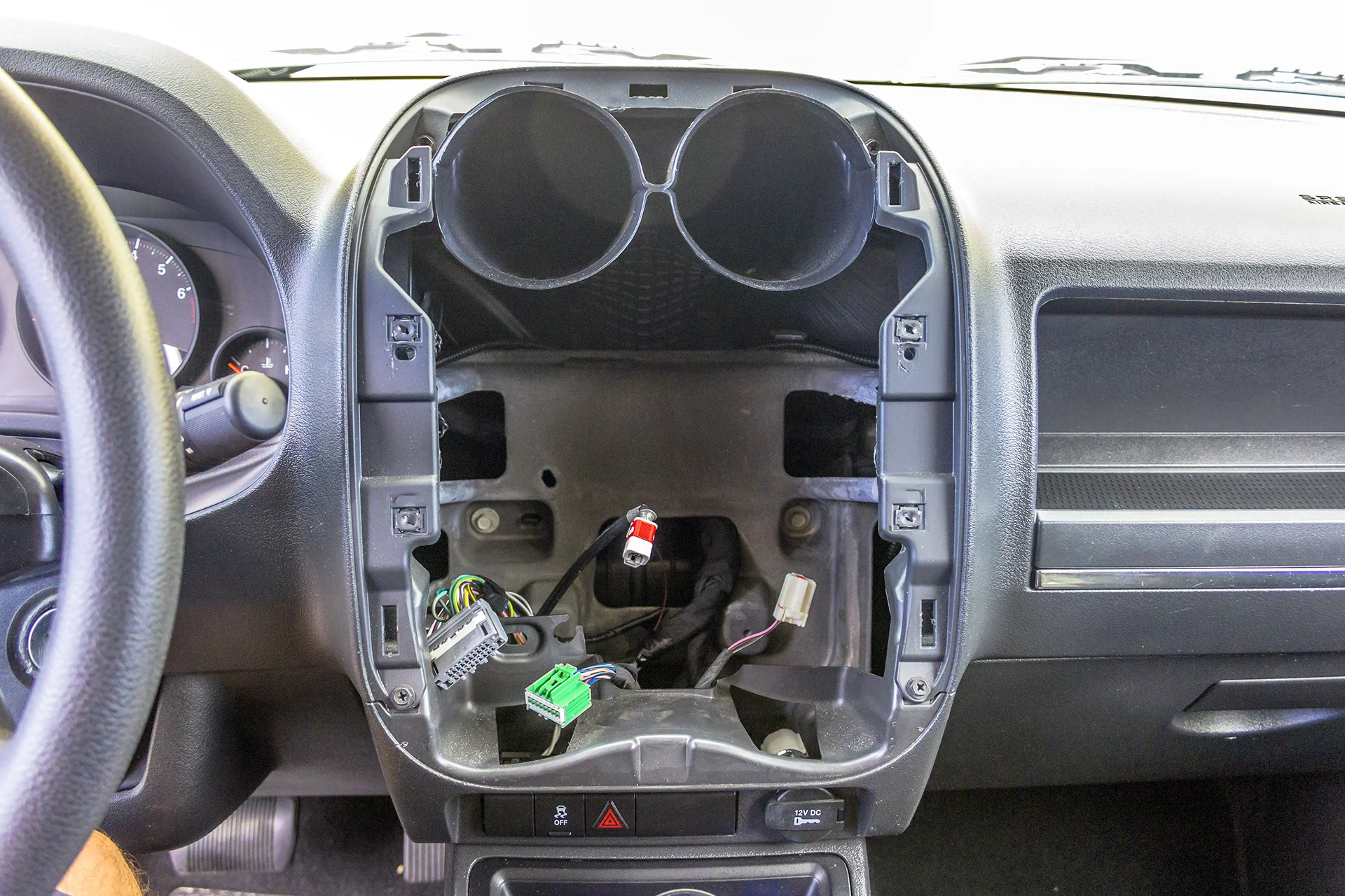 How To Remove Jeep Patriot Radio: Step-by-Step Guide