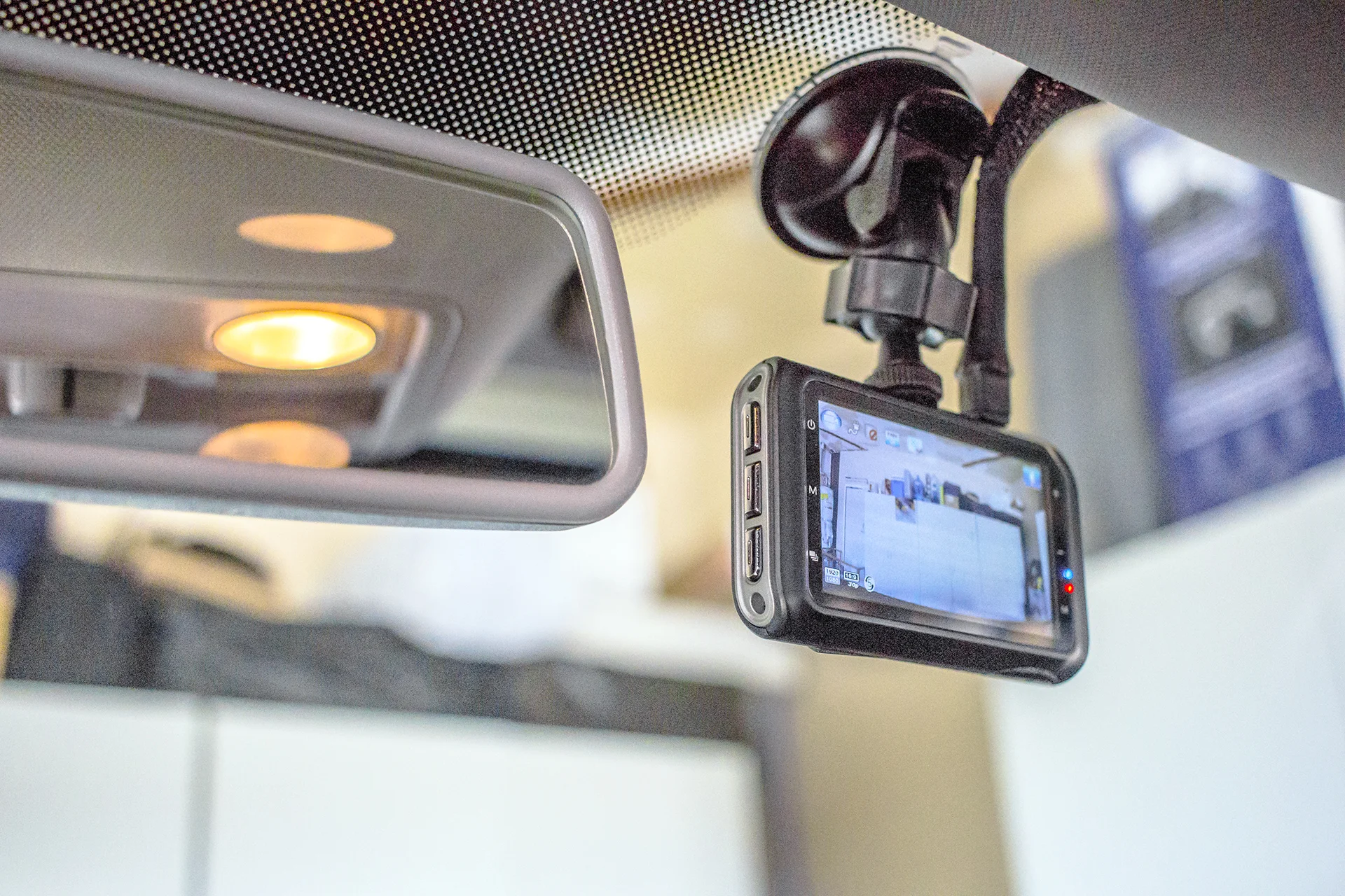 2009 Volkswagen Jetta Dash Camera Installed.jpg