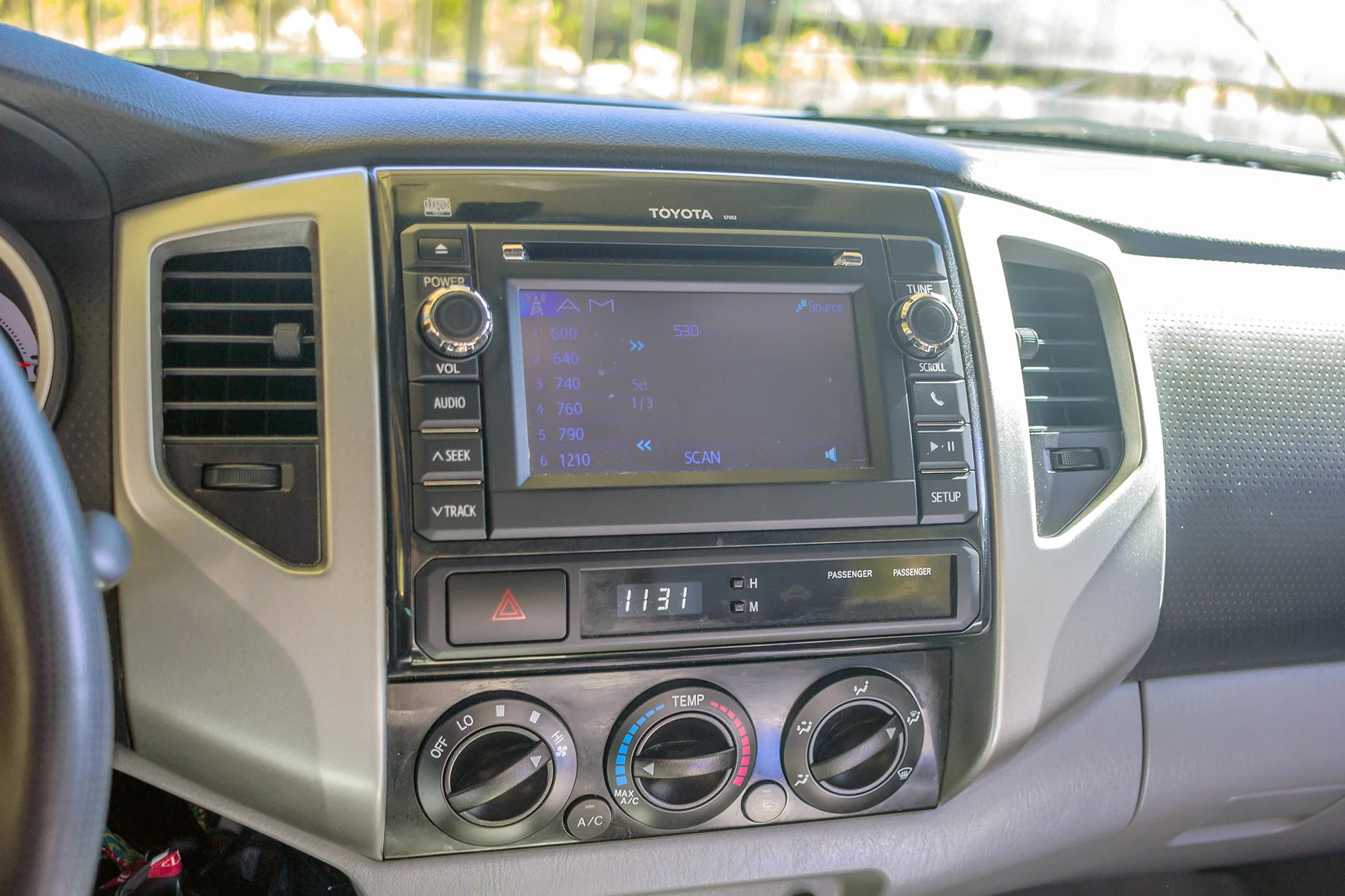 2013 Toyota Tacoma Factory Radio.jpg