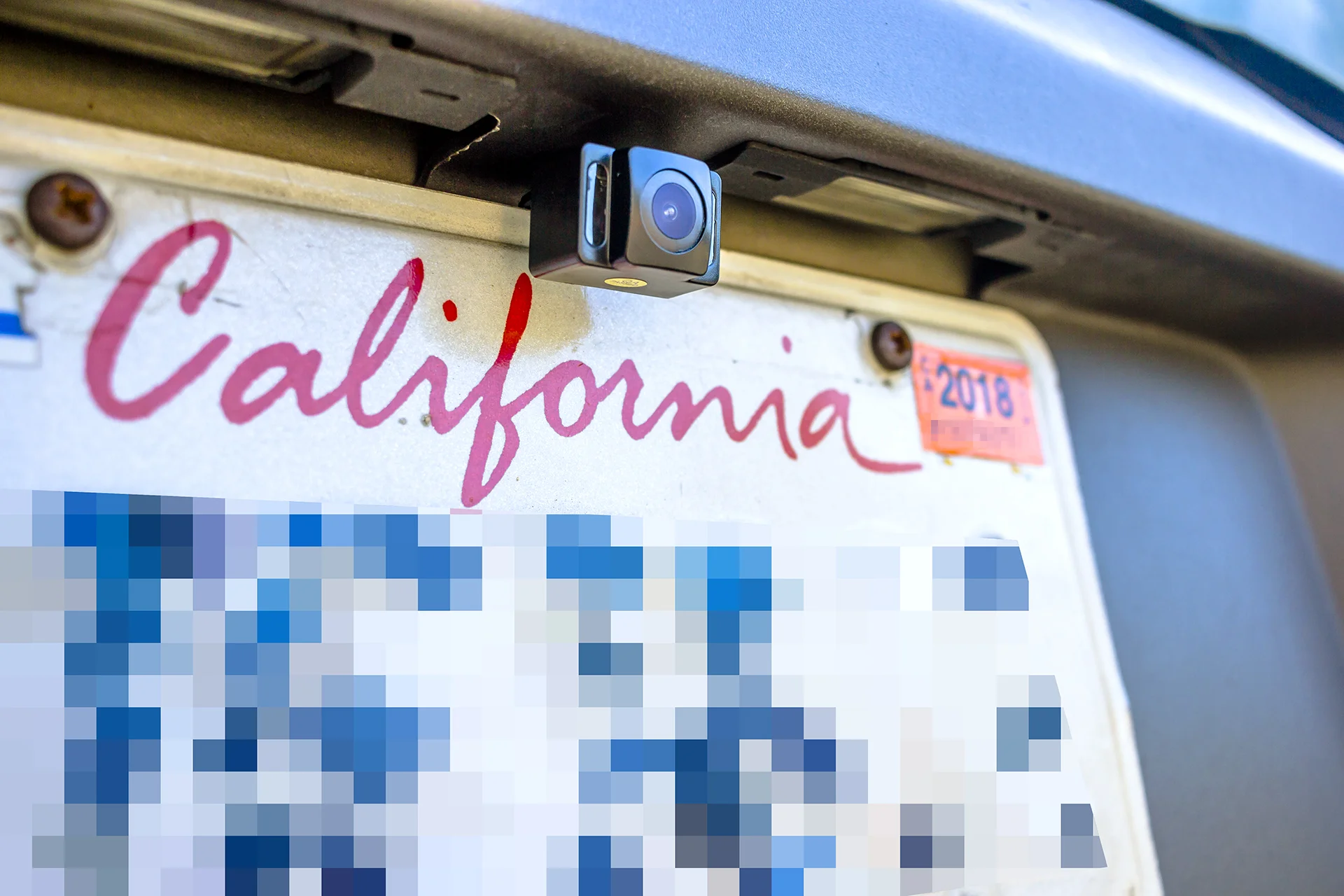 This 2004 Honda Element gets a backup camera installed — Twelve Volt