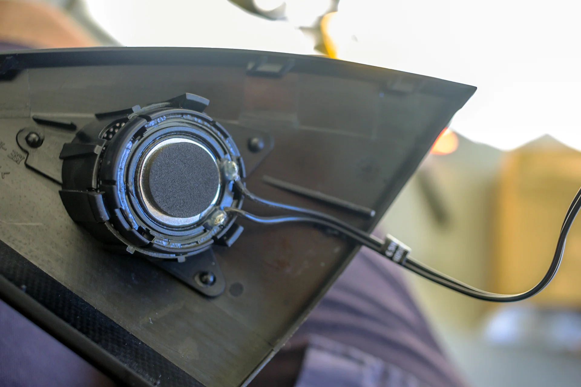 2010 Mercedes Benz C300 Aftermarket Tweeter.jpg