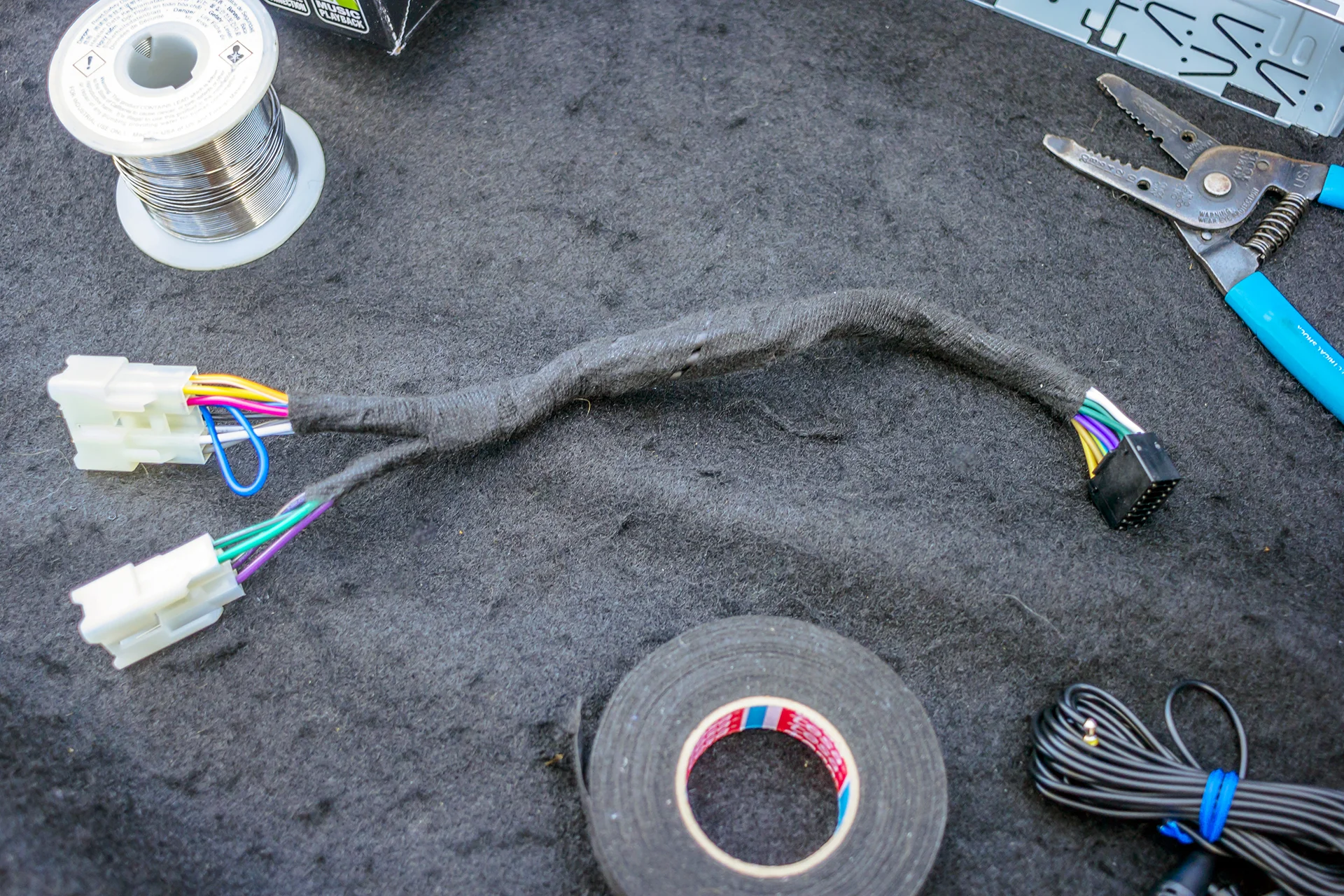 2004 Toyota Corolla Wiring Harness 4.jpg
