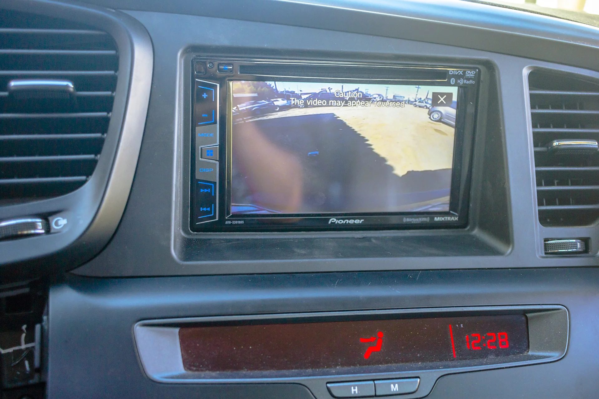 2013 Kia Optima Aftermarket Radio Camera View.jpg