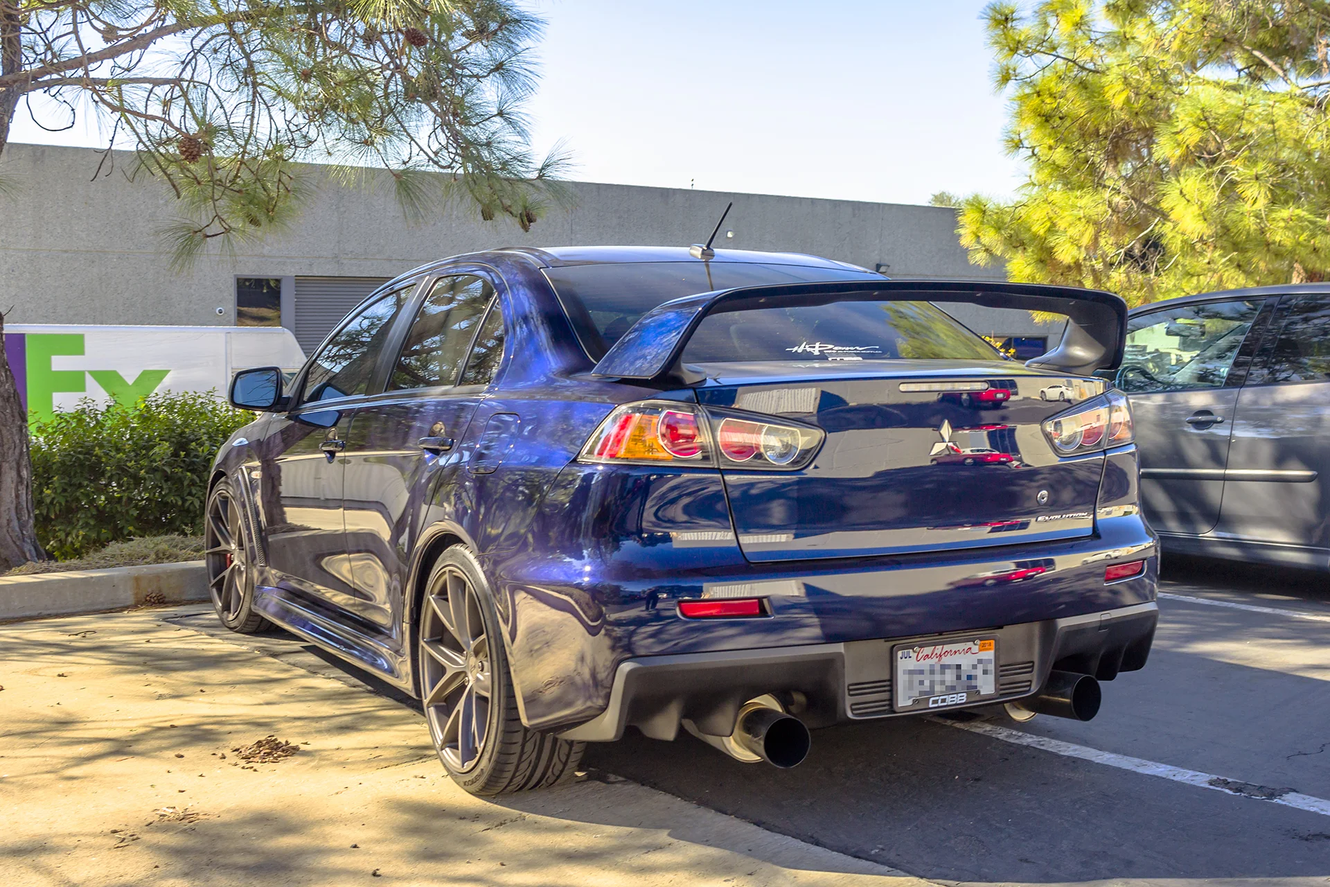2013 Mitsubishi Lancer Evolution Overview 2.jpg