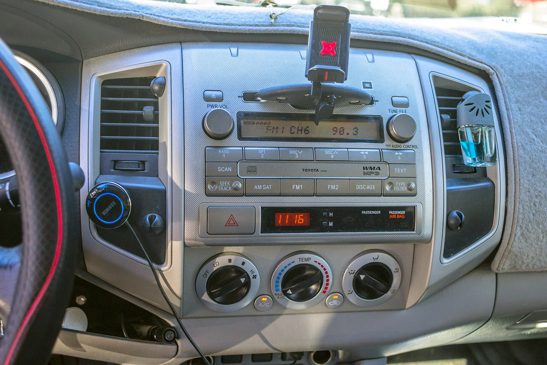 2011 Toyota Tacoma Factory Radio.jpg