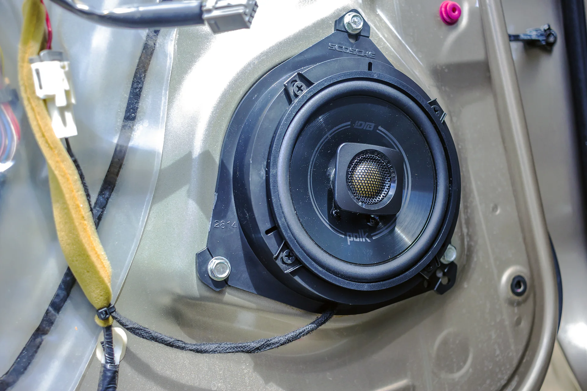 2005 Toyota Tundra Rear Aftermarket Speaker Installed 2.jpg