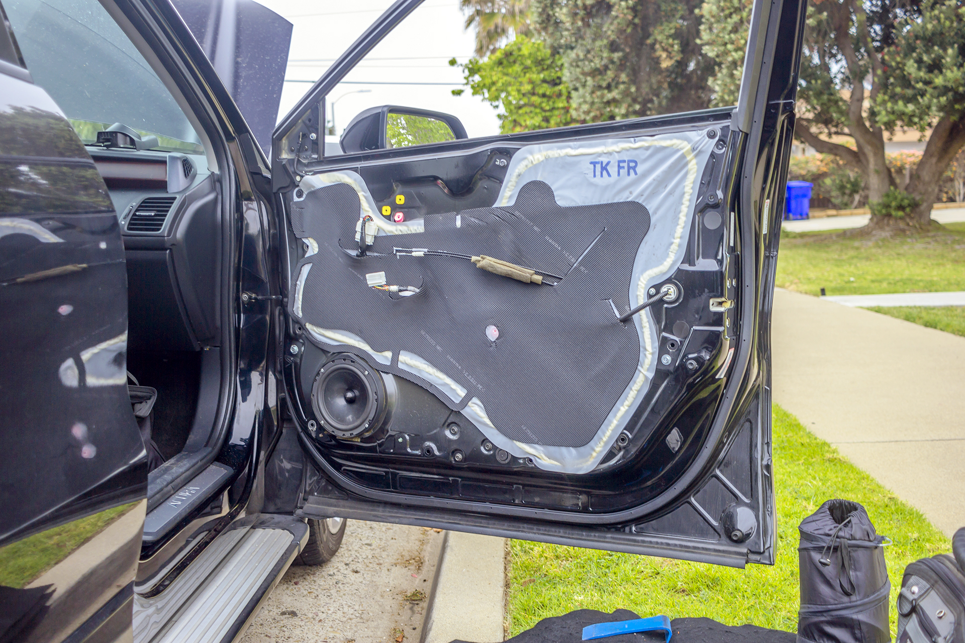 2007 Acura RDX Door Panel Removed.jpg
