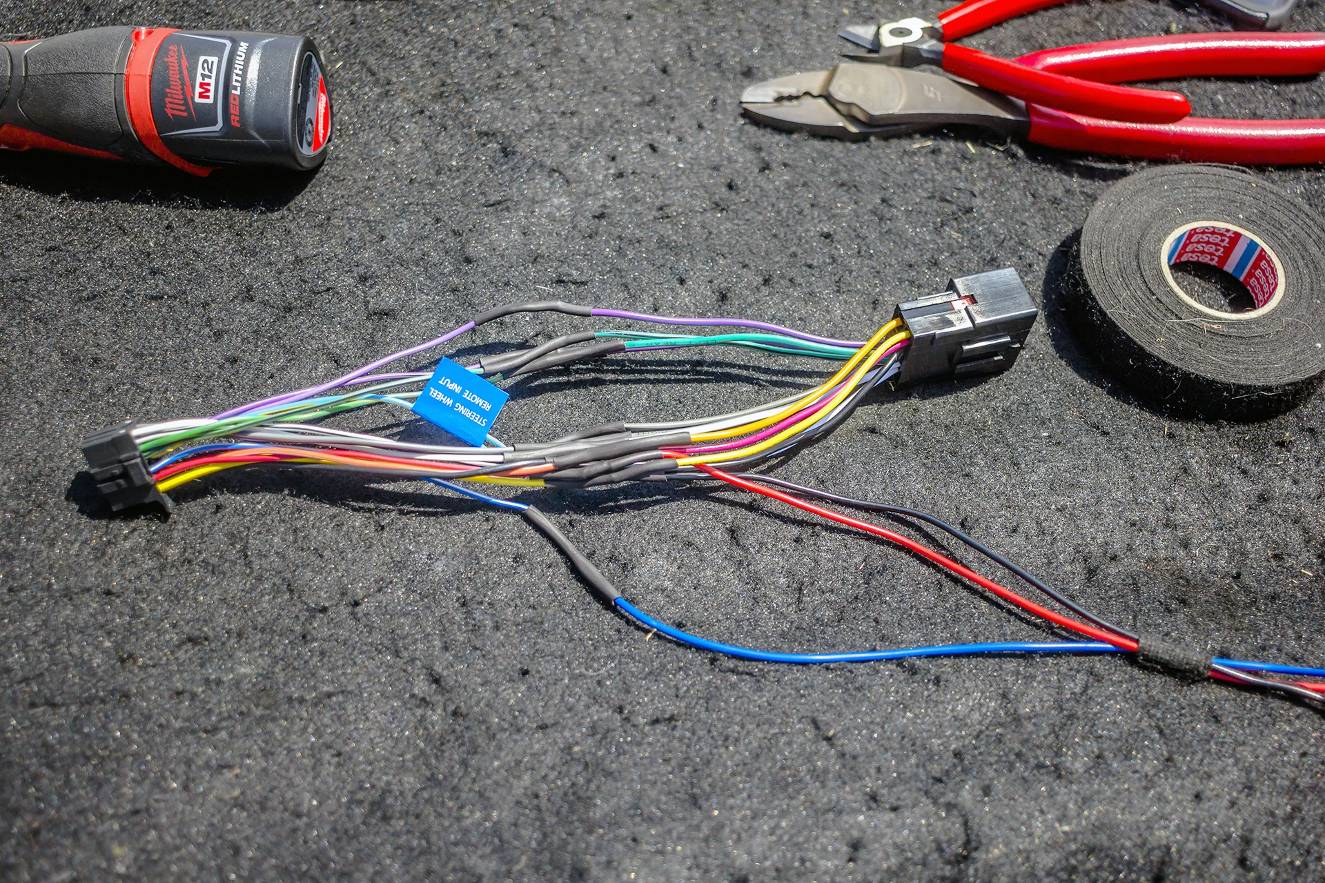 2004 Ford F-350 Wiring Harness 3.jpg