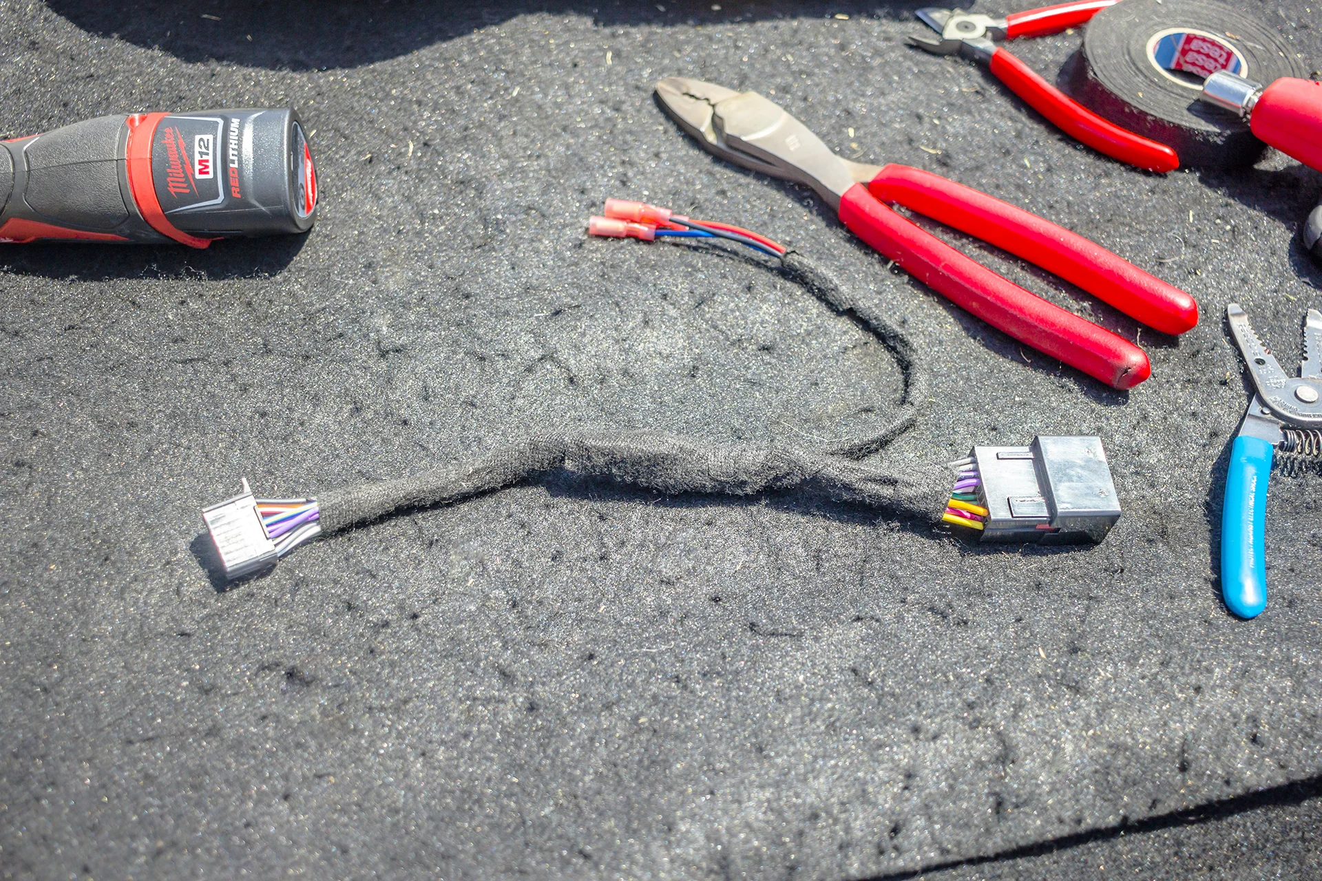 2004 Ford F-350 Wiring Harness 4.jpg
