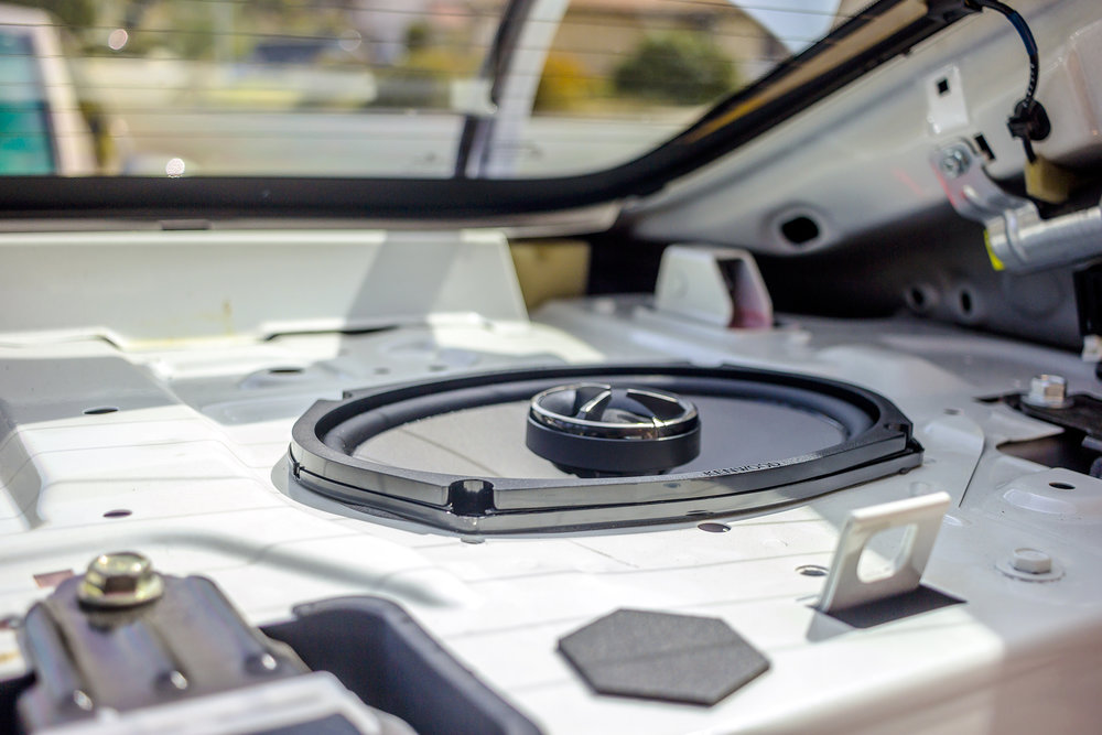 What Size Speakers are in a 2014 Nissan Altima
