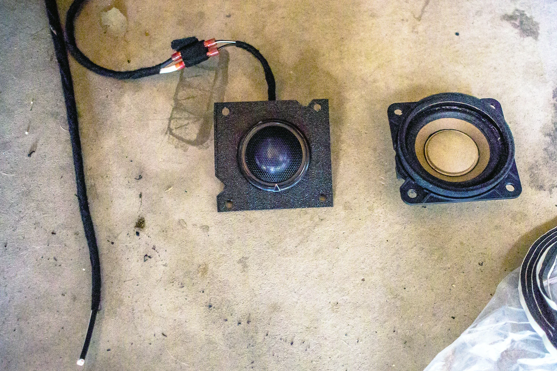 2015 Nissan Altima Aftermarket Tweeter Adapter.jpg