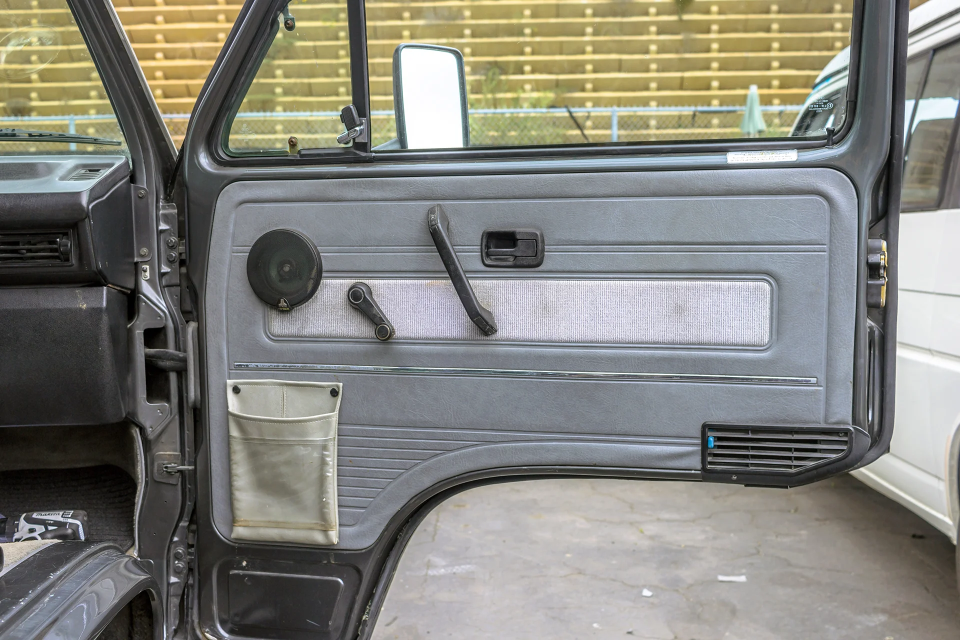 1987 Volkswagen Vanagon Door Speaker.jpg