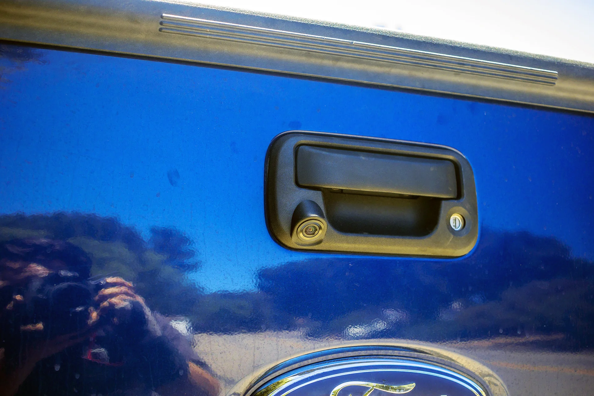 2008 Ford F250 Tailgate Handle Camera.jpg