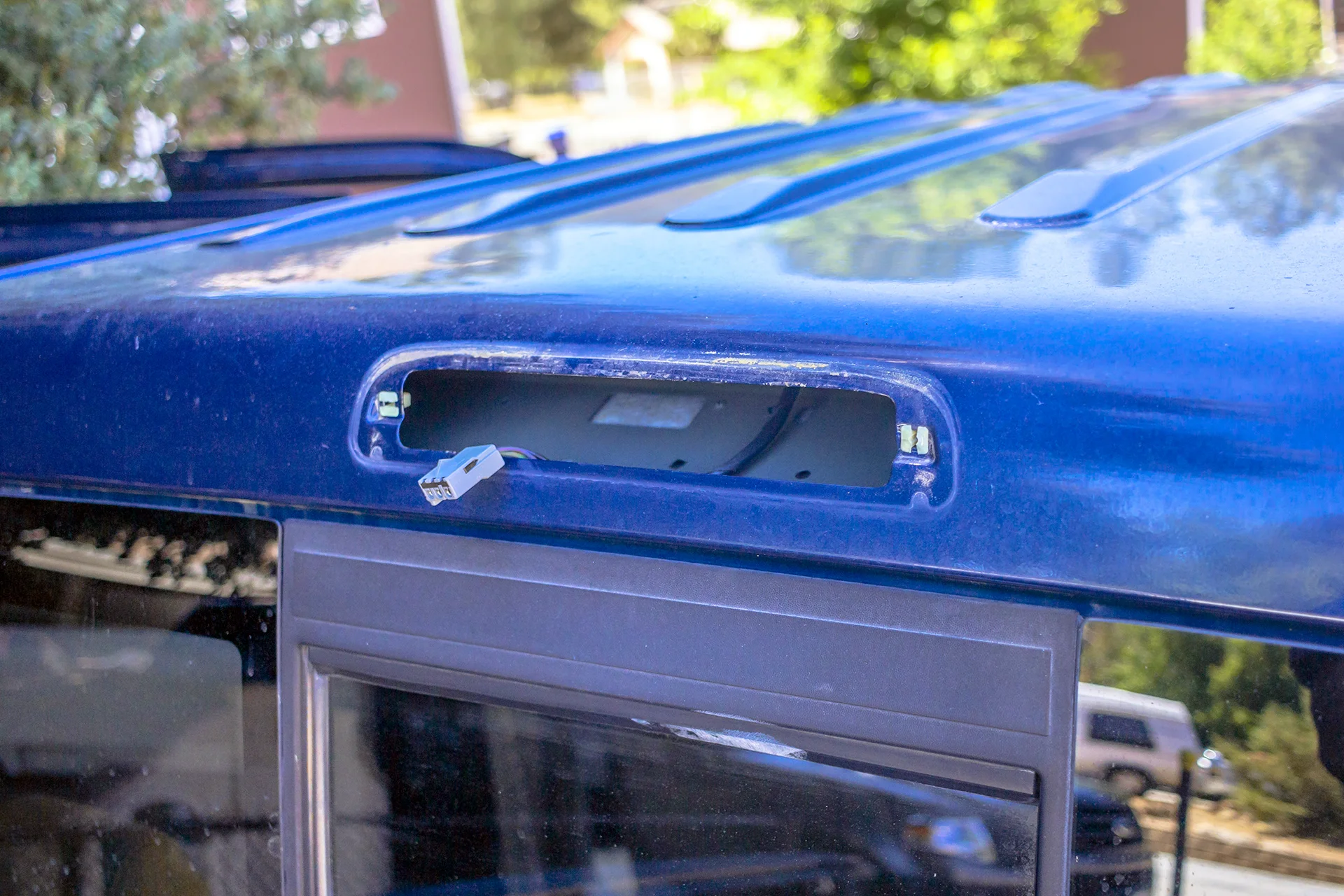 2008 Ford F250 Third Brake Light Removal.jpg