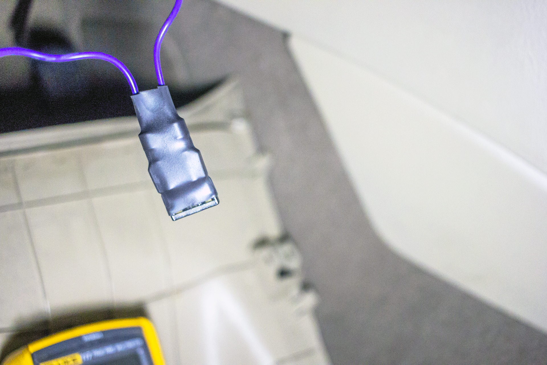 2004 Toyota Solara Reverse Gear Fuse Holder.jpg