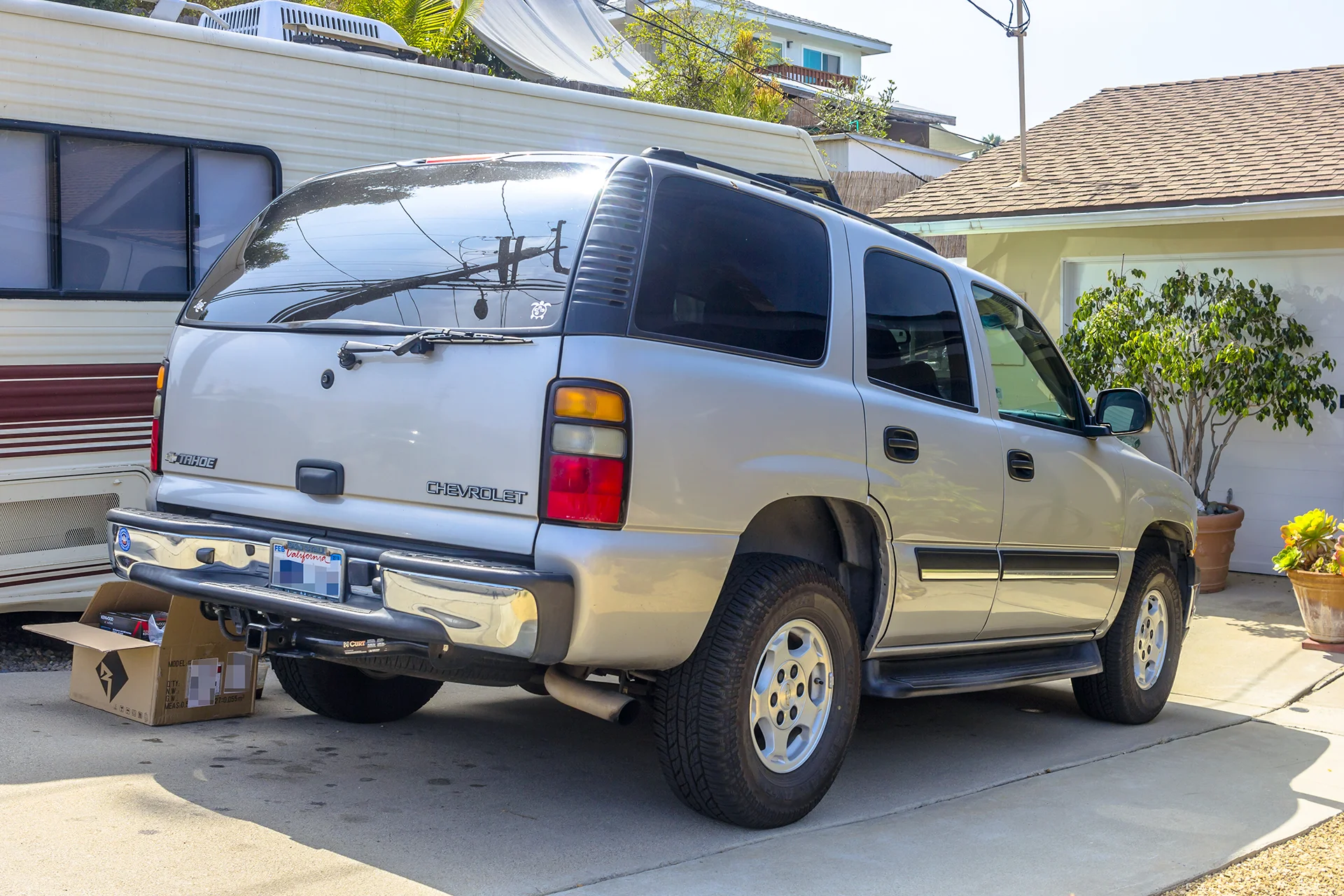 2004 Chevy Tahoe Overview.jpg