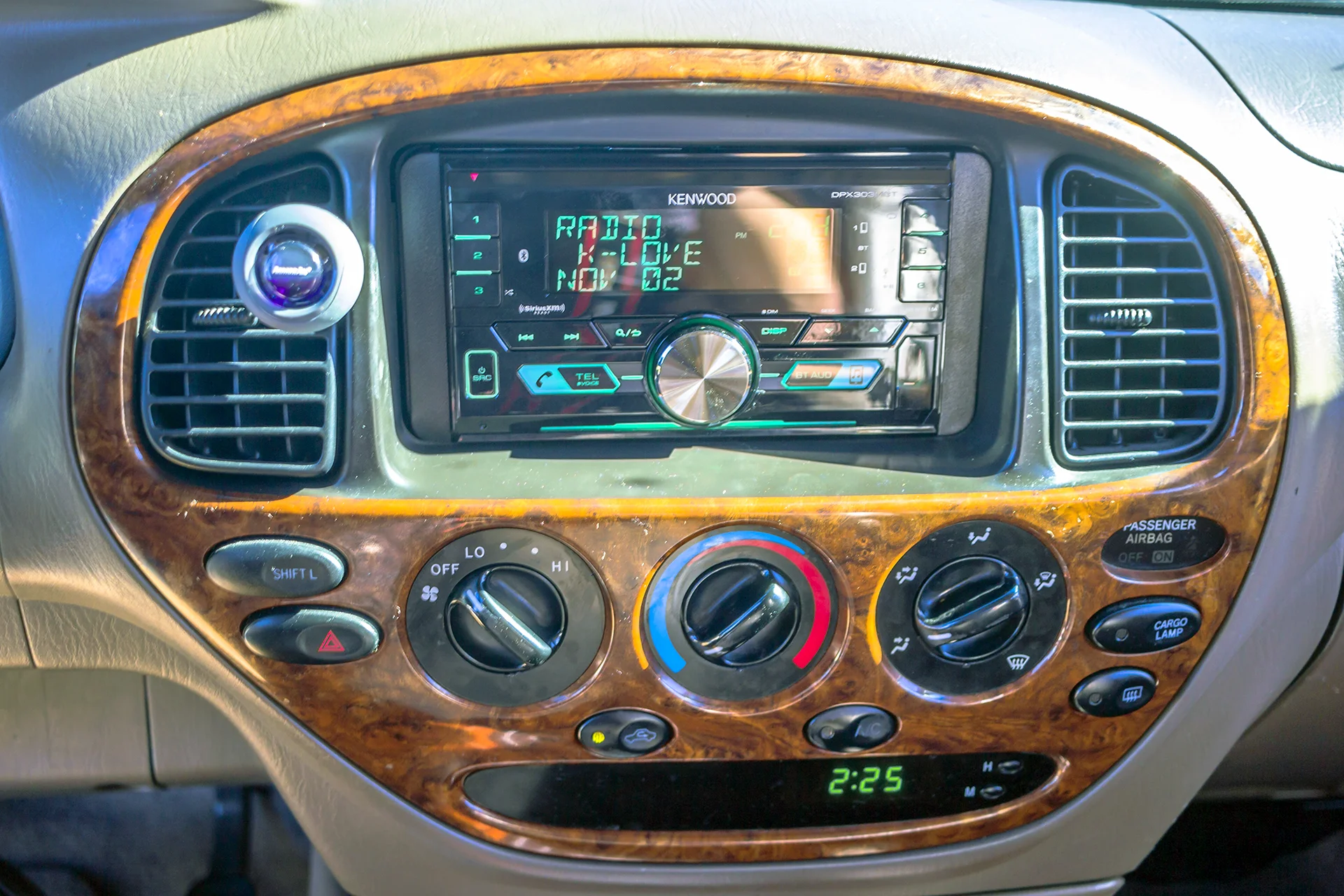 This 2006 Toyota Tundra gets a new audio system from Kenwood!