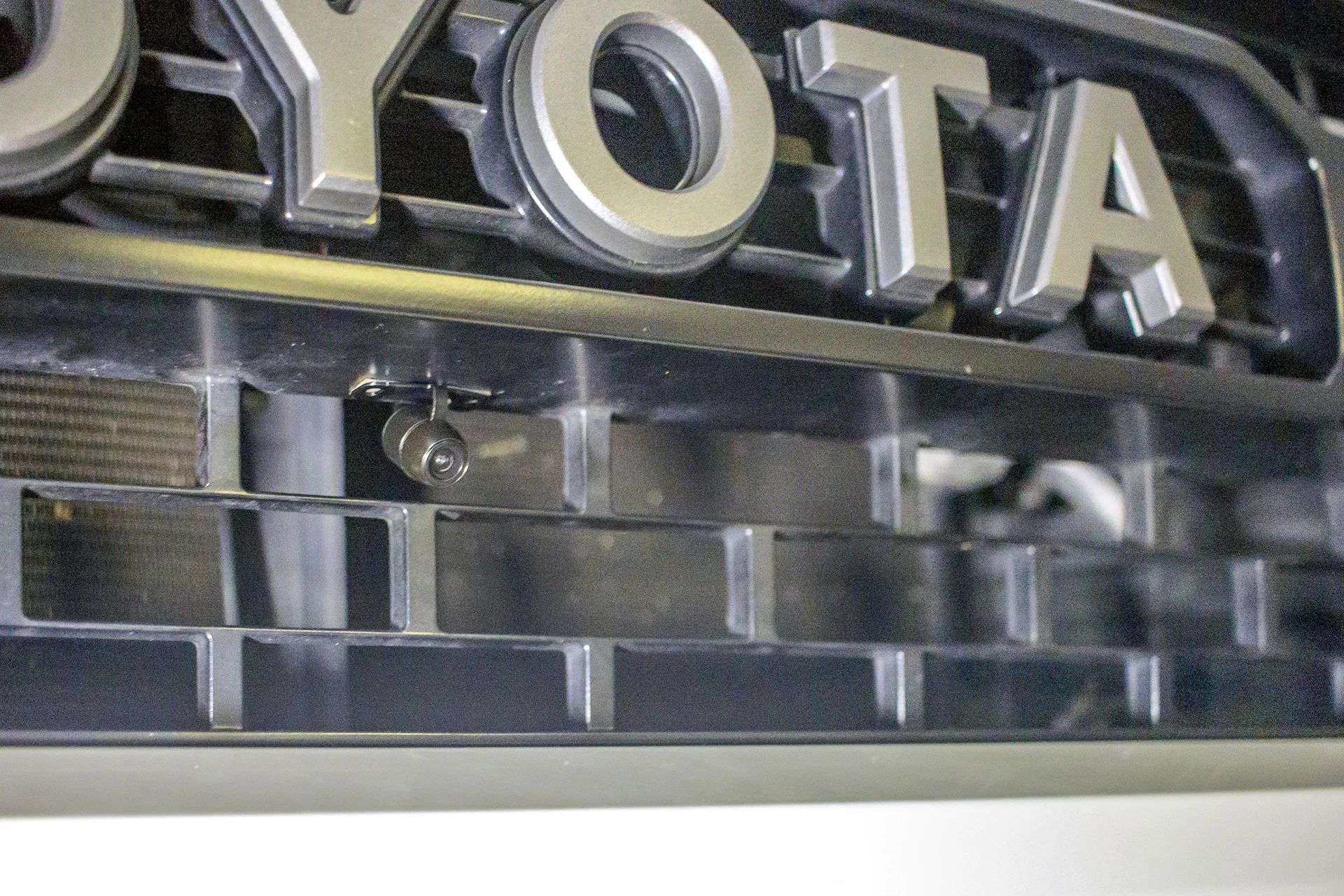 2016 Toyota Tundra Front Camera.jpg