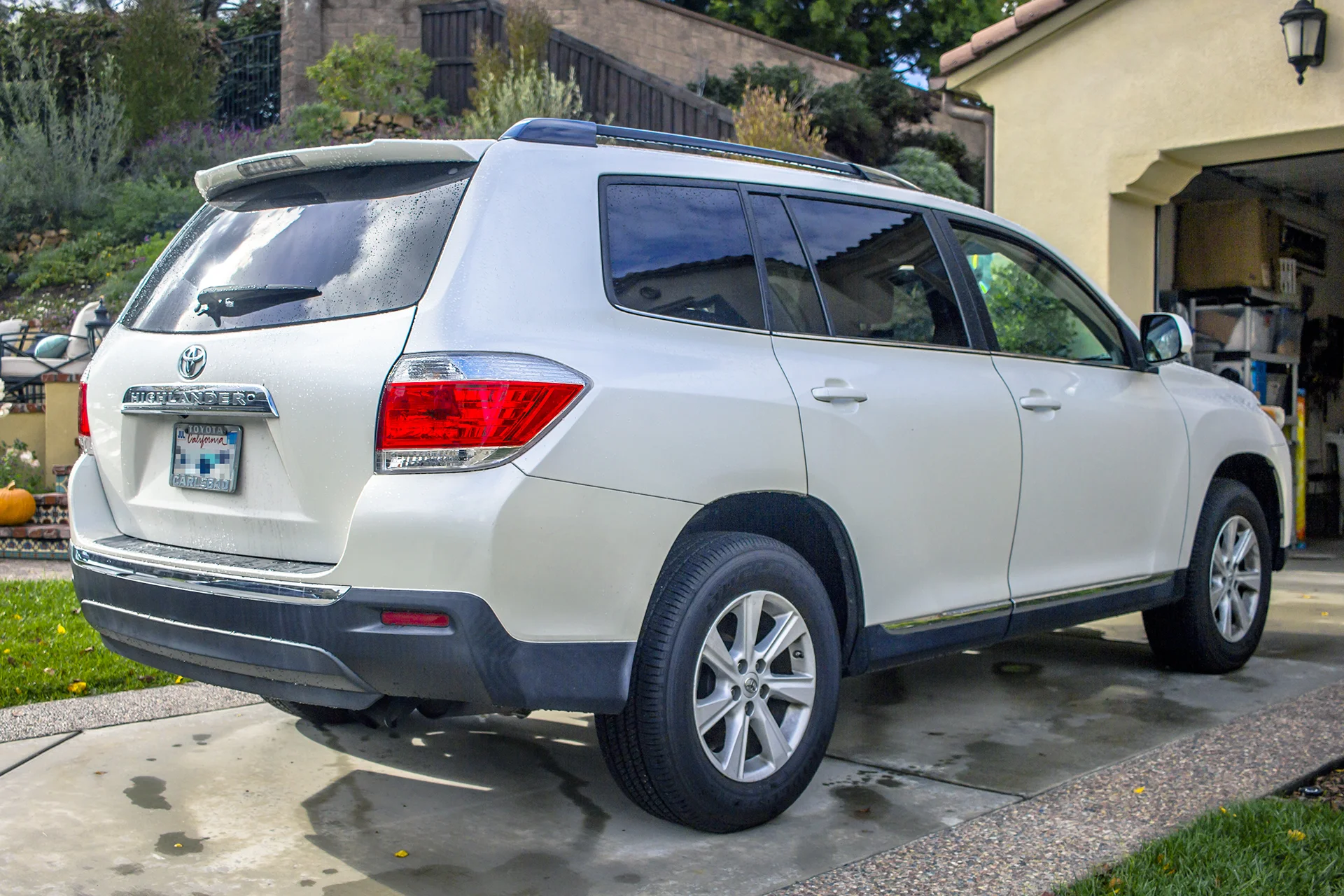 We Upgrade The Connectivity And The Sound In This 2013 Toyota Highlander Twelve Volt Technologies