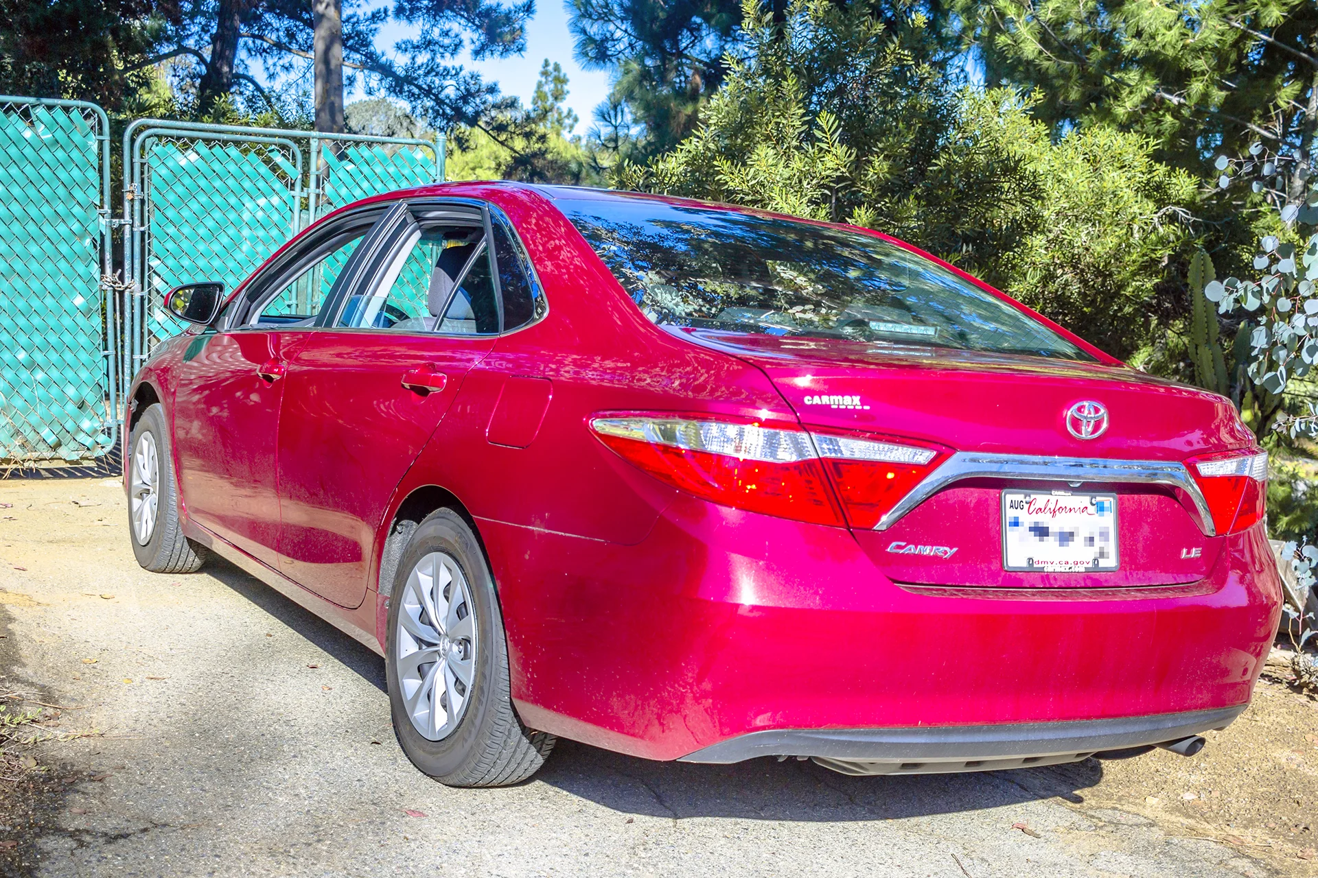 2015 Toyota Camry Overview.jpg