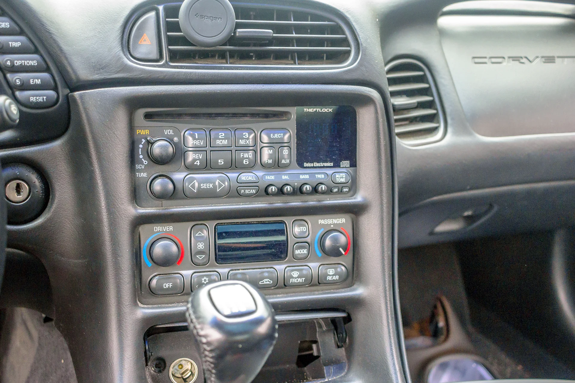 1999 Chevy Corvette Factory Radio.jpg