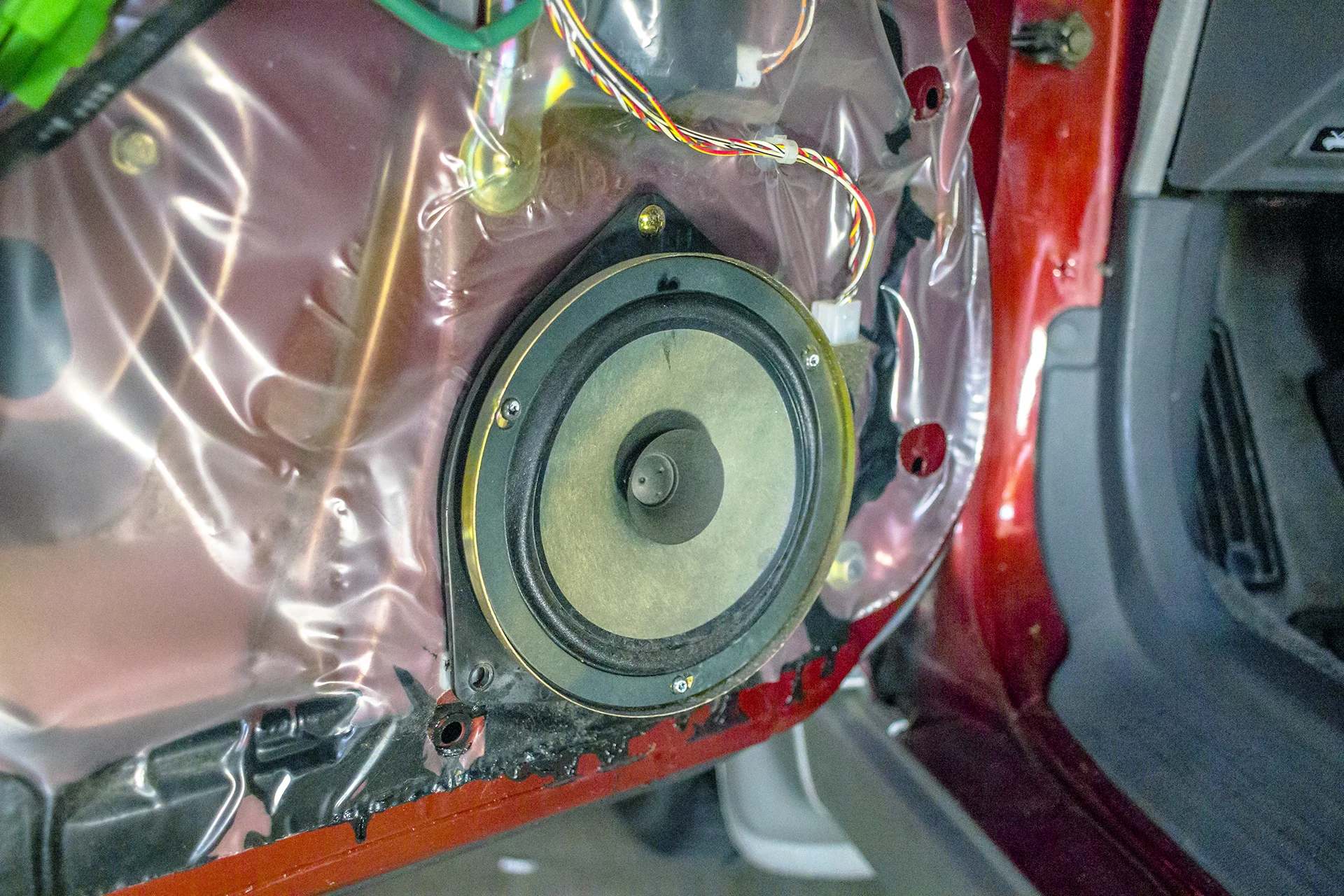2003 Subaru Baja Front Door Factory Speaker.jpg