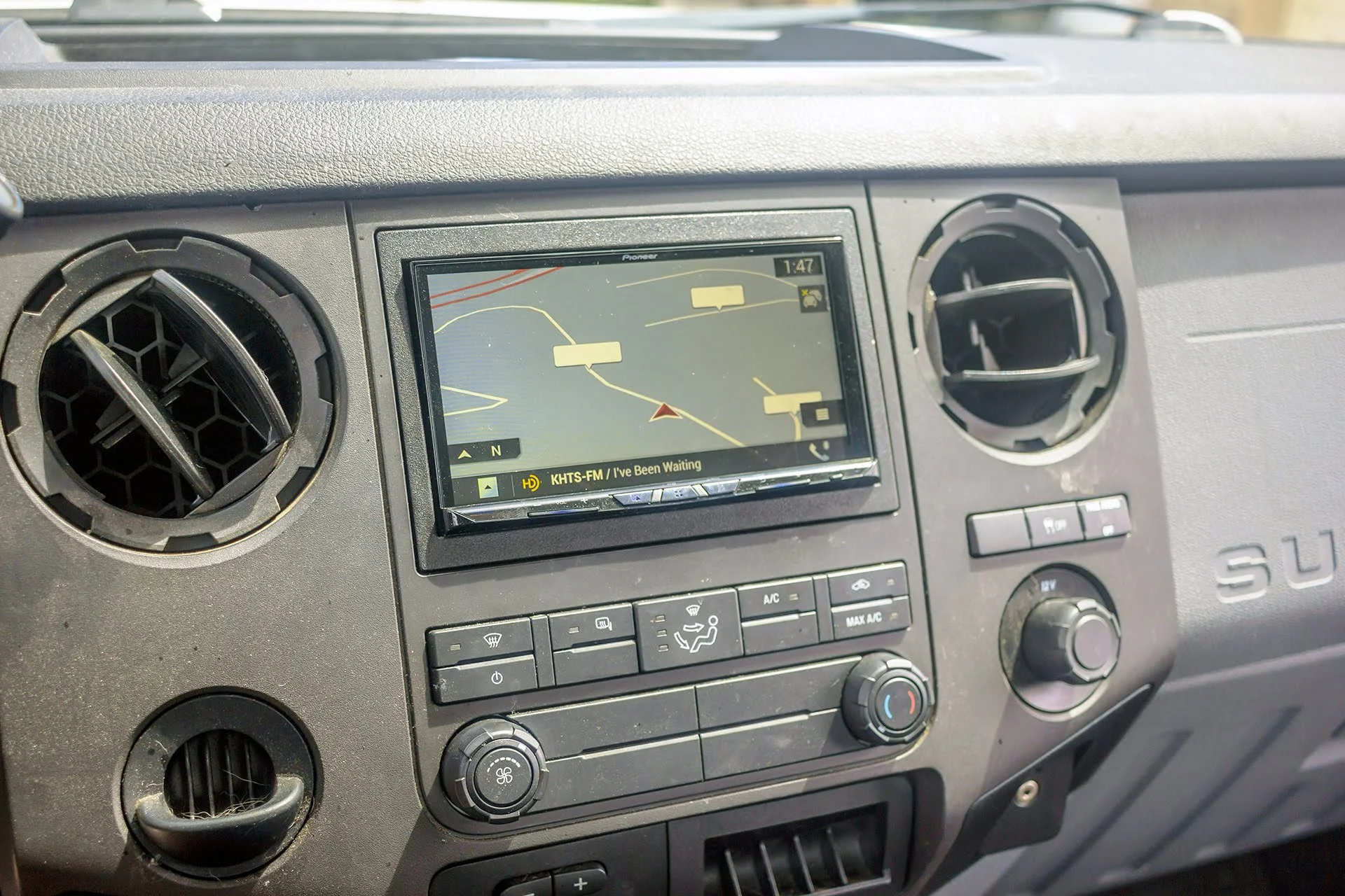 2011 F250 adds a Pioneer AVIC-W8400NEX 