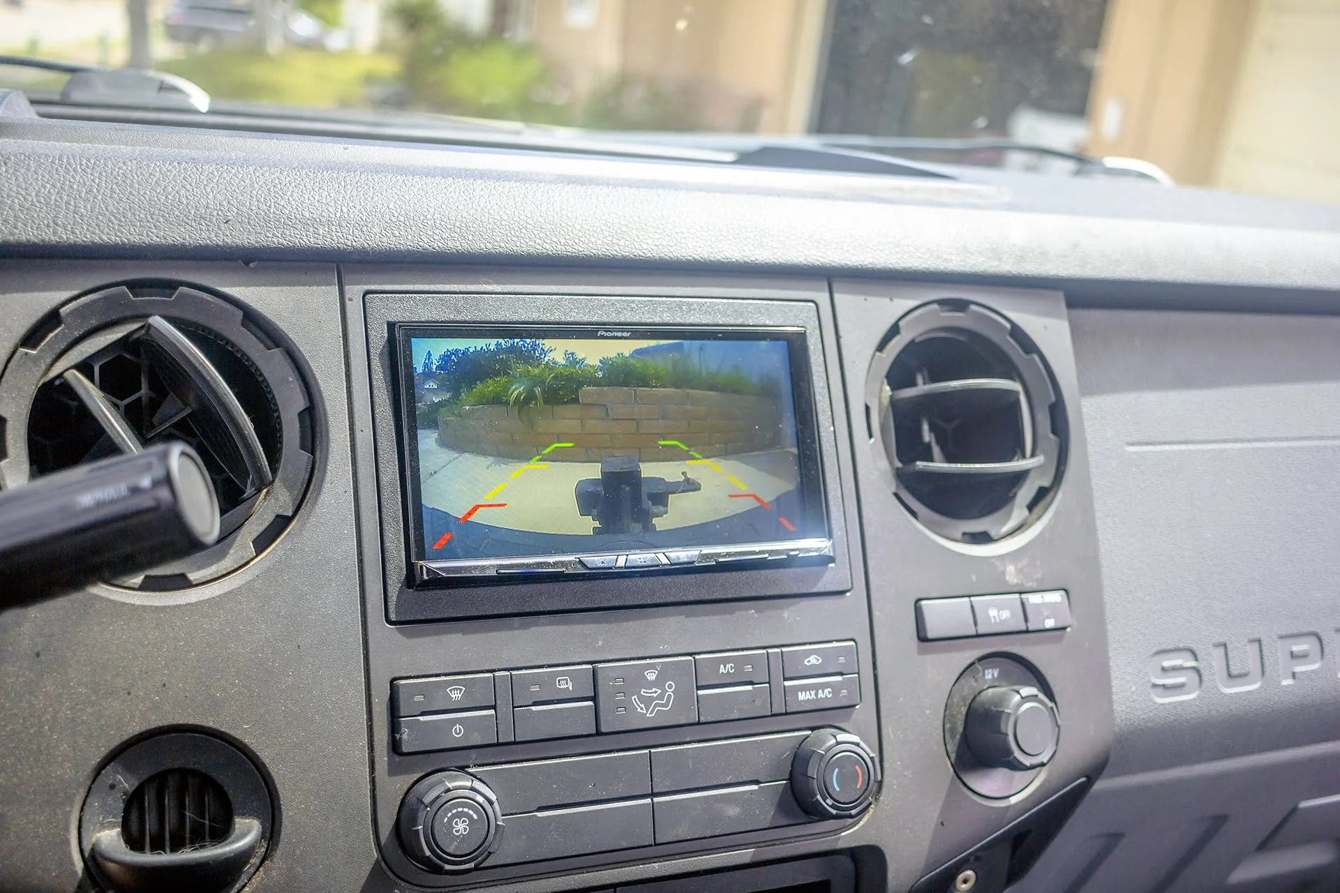 2011 F250 adds a Pioneer AVIC-W8400NEX and a backup camera! 