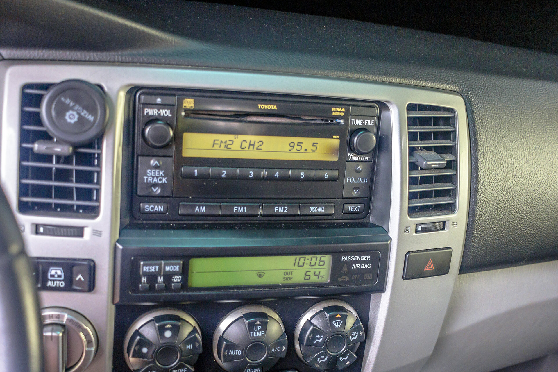 lige slap af Junior We updated the radio in this 2008 Toyota 4Runner! — Twelve Volt Technologies