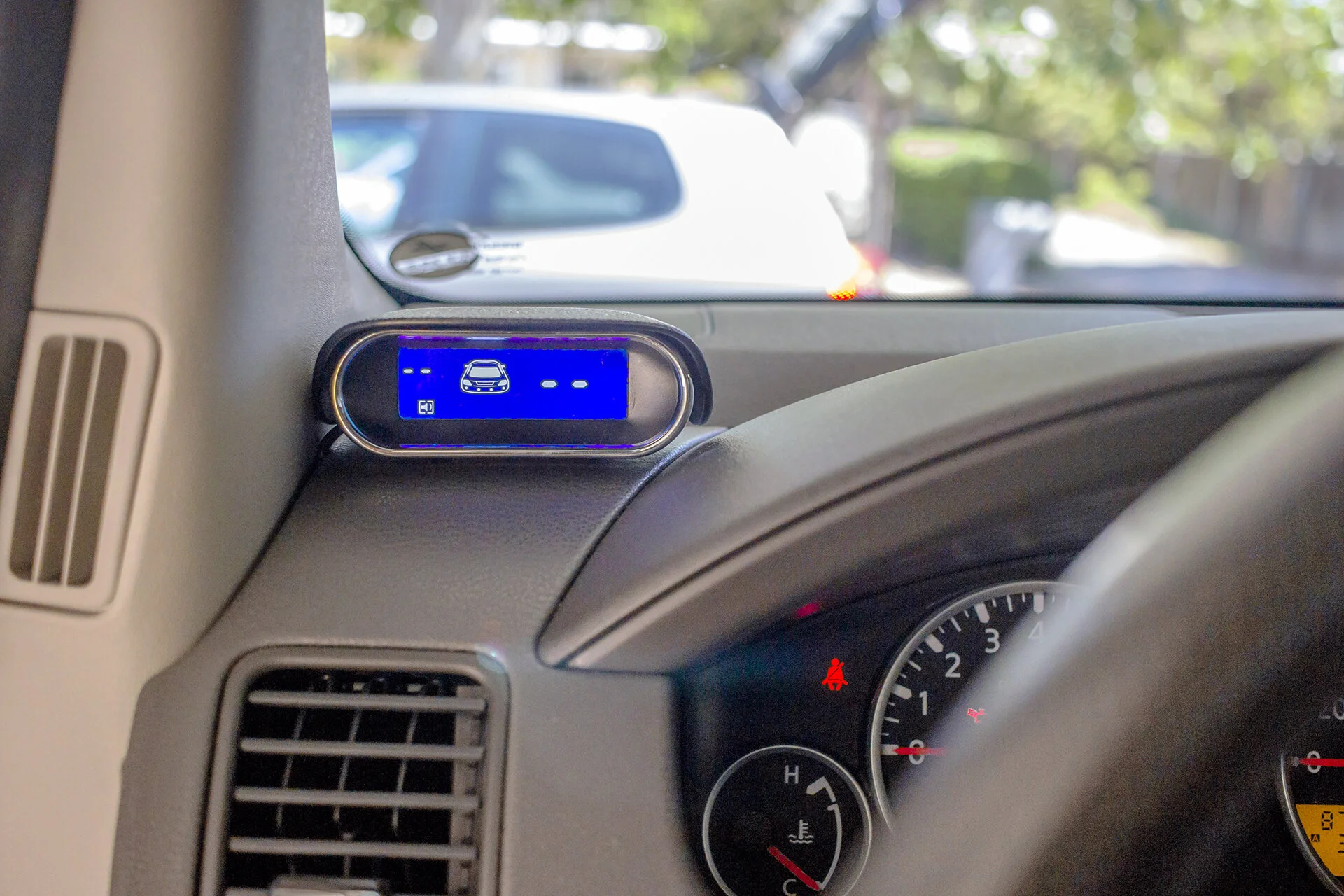 2006 Nissan Sensor Display.jpg