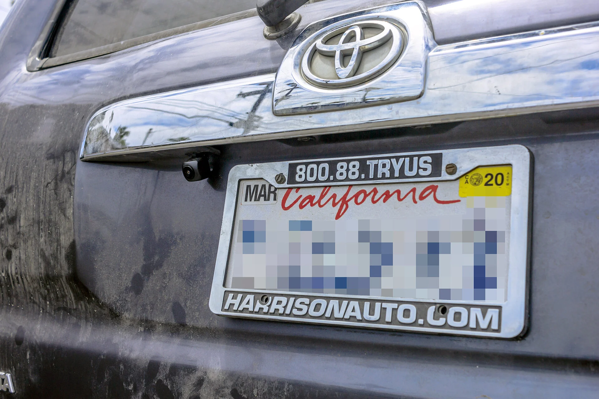 2008 Toyota 4Runner gets a very cool backup camera
