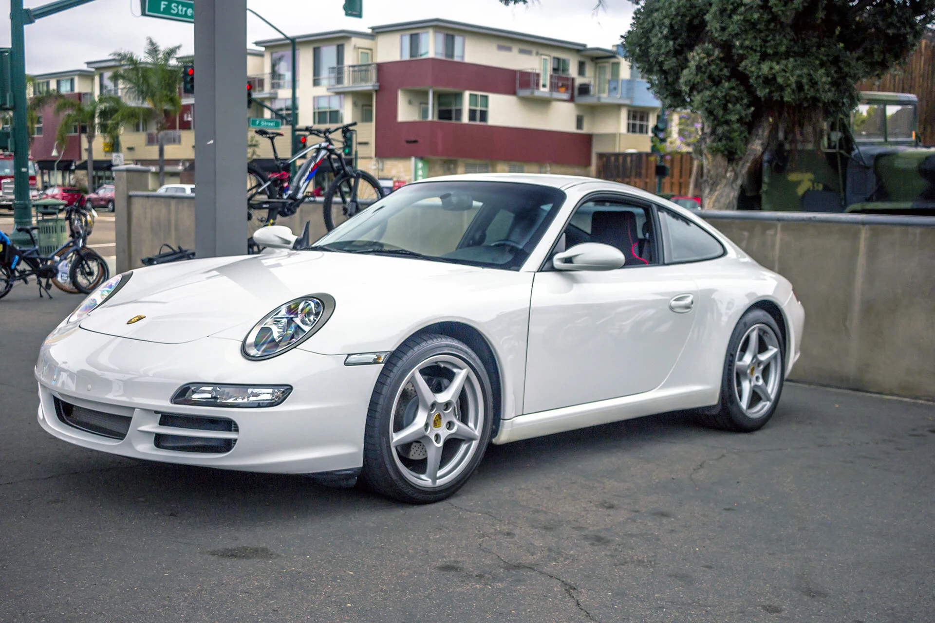 2008 Porsche 911 Overview.jpg