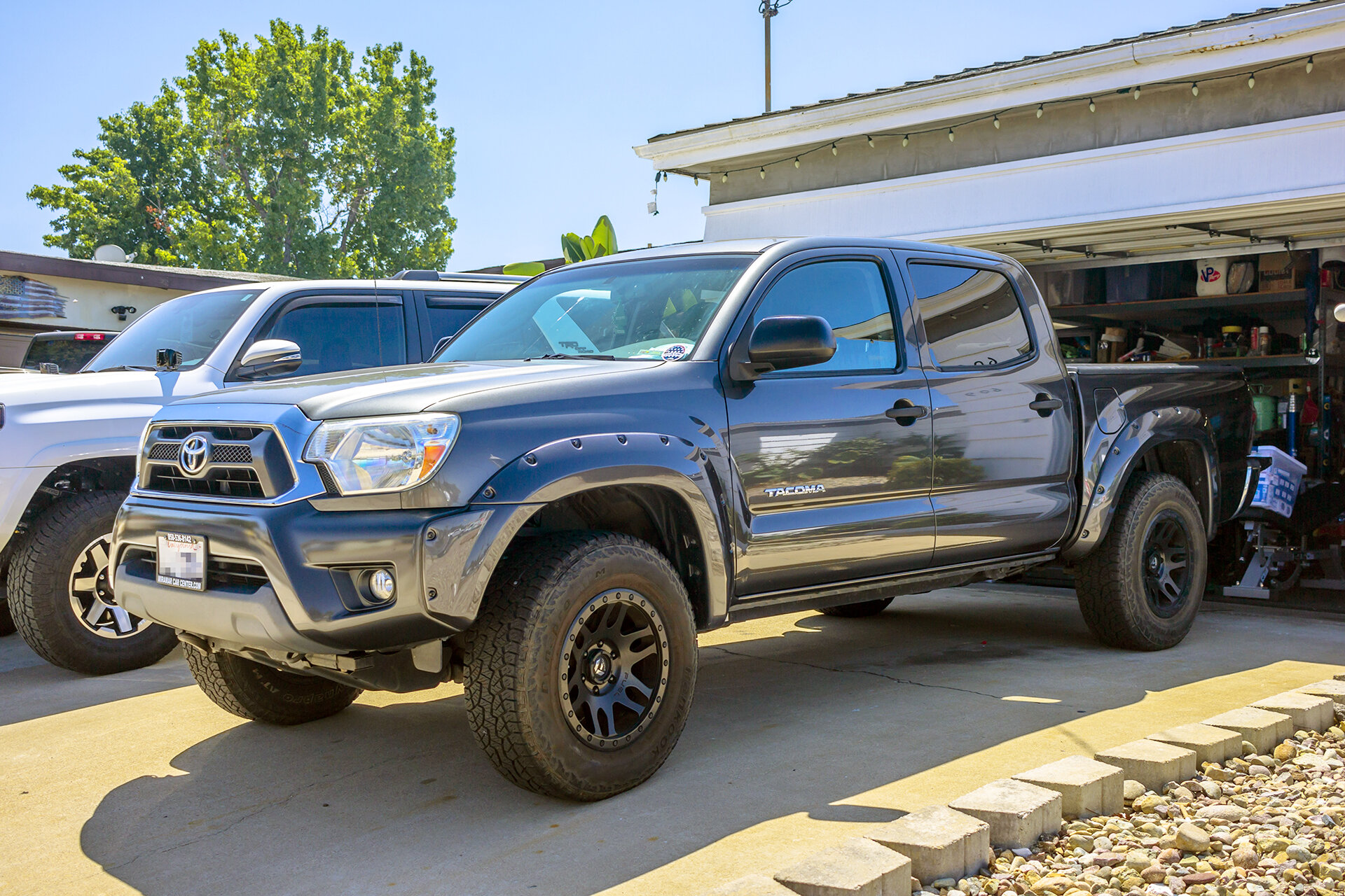 We added a power lock to the tailgate in this 2013 Toyota