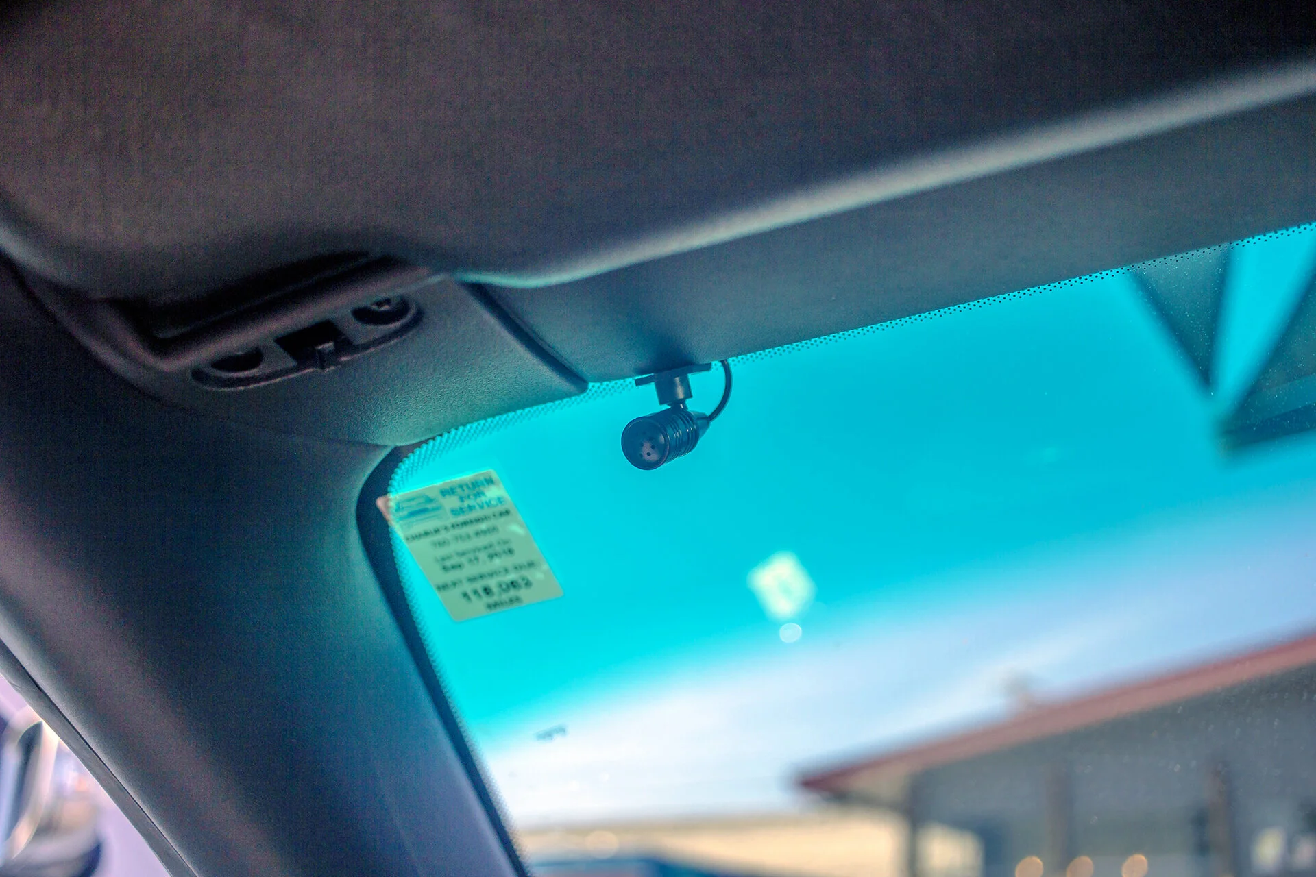 2001 Porsche 911 Microphone.jpg