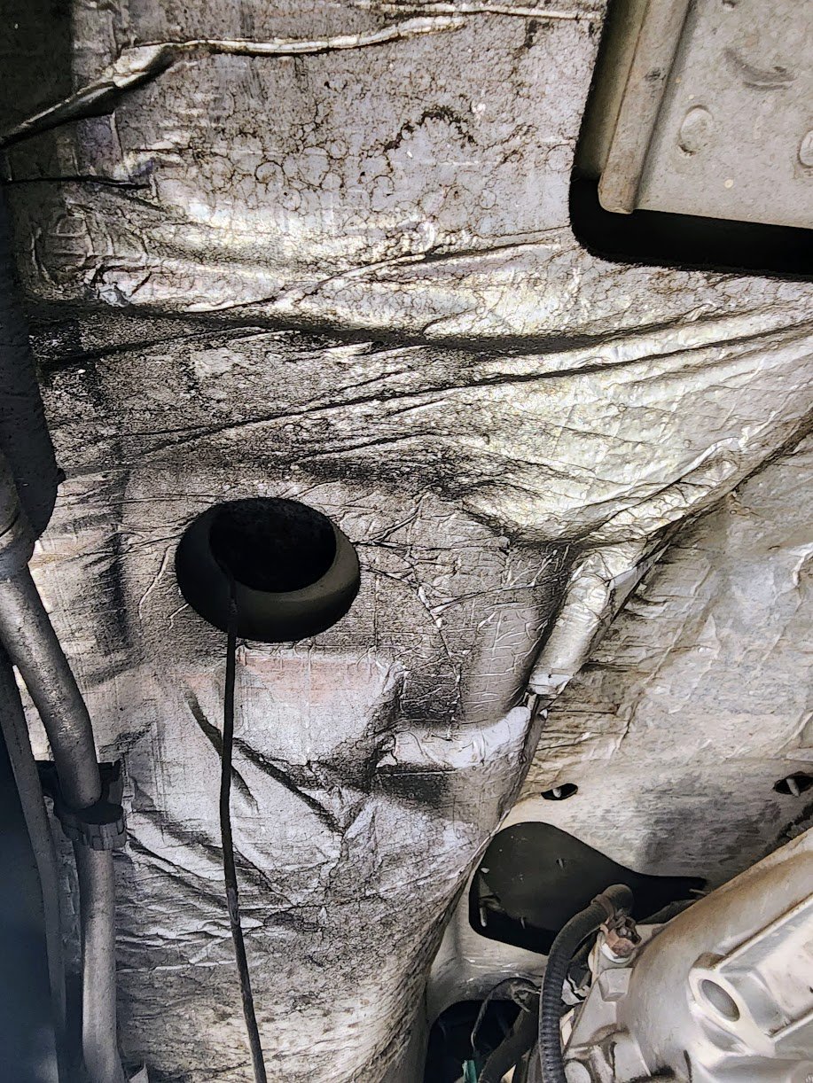 No Rubber Grommet and Loose Wire
