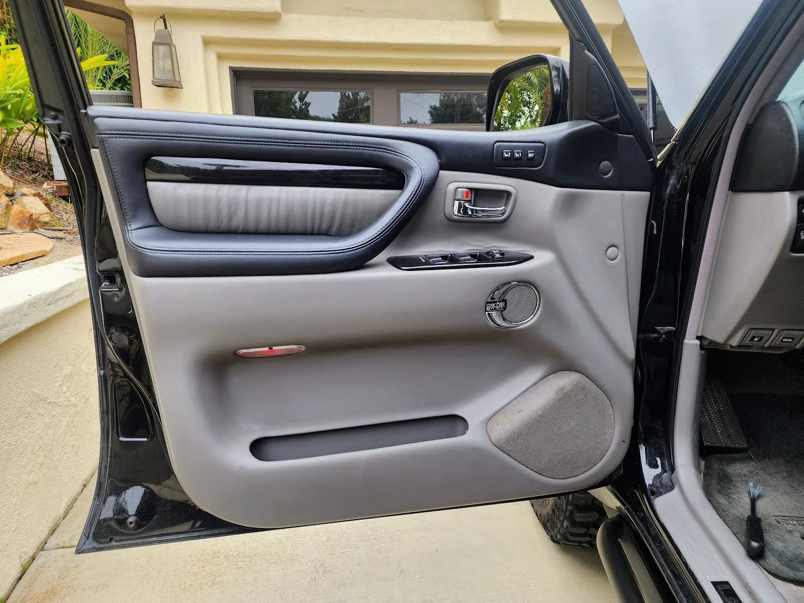 Front Door Panel