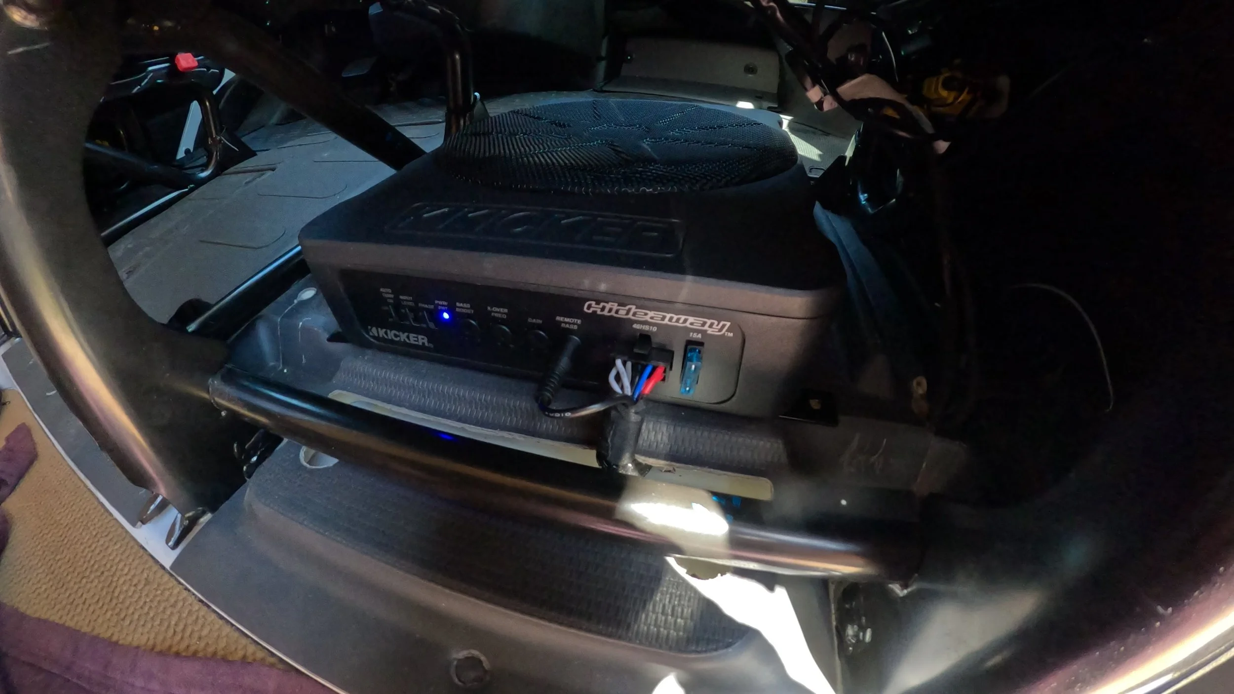 Kicker and Alpine in a RAM ProMaster Van