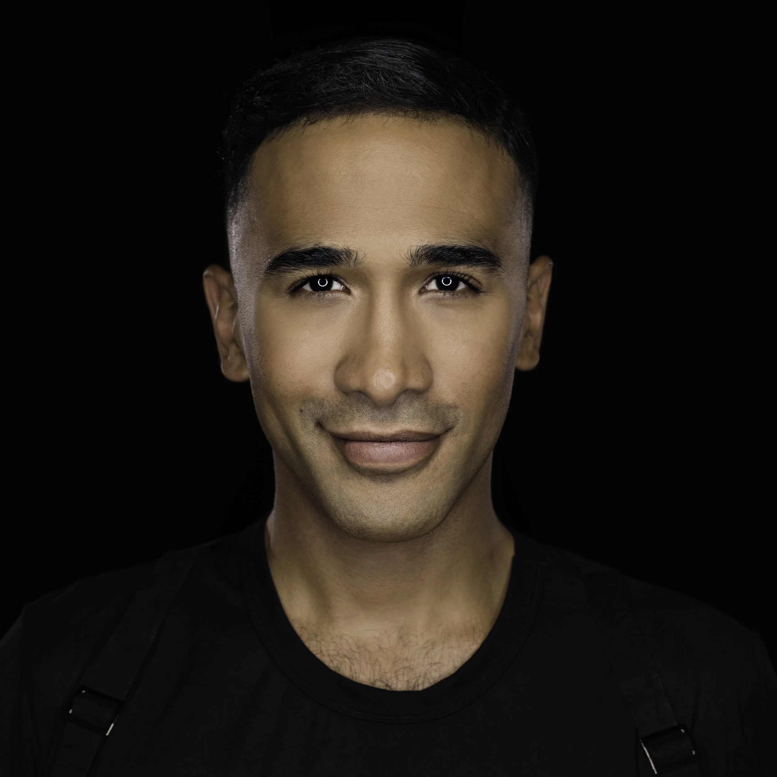 Eddie headshot 1.jpg