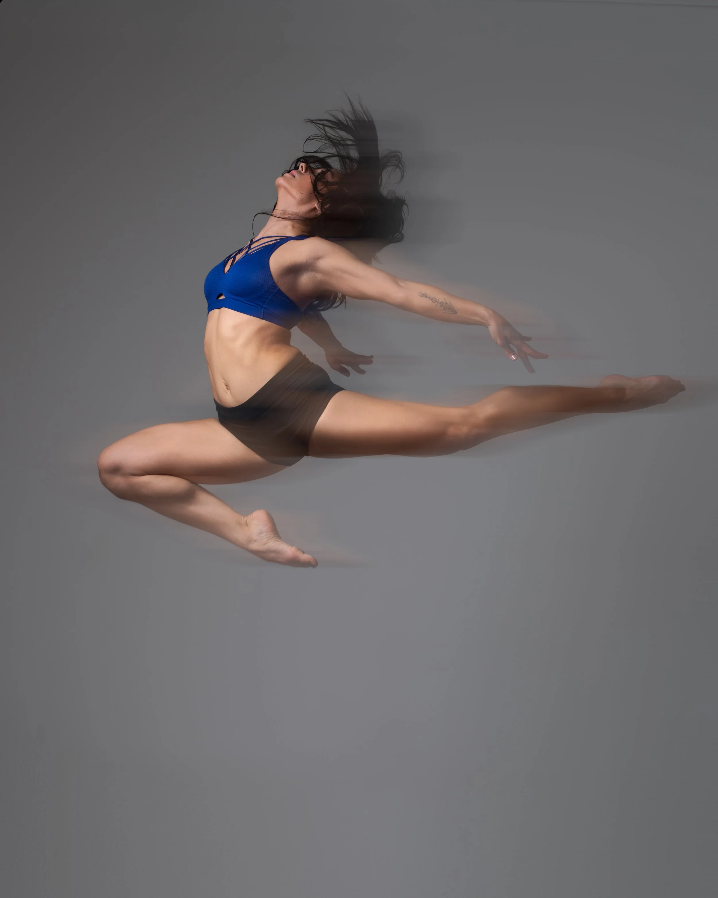 Andrea Dance 2 w blur.jpg