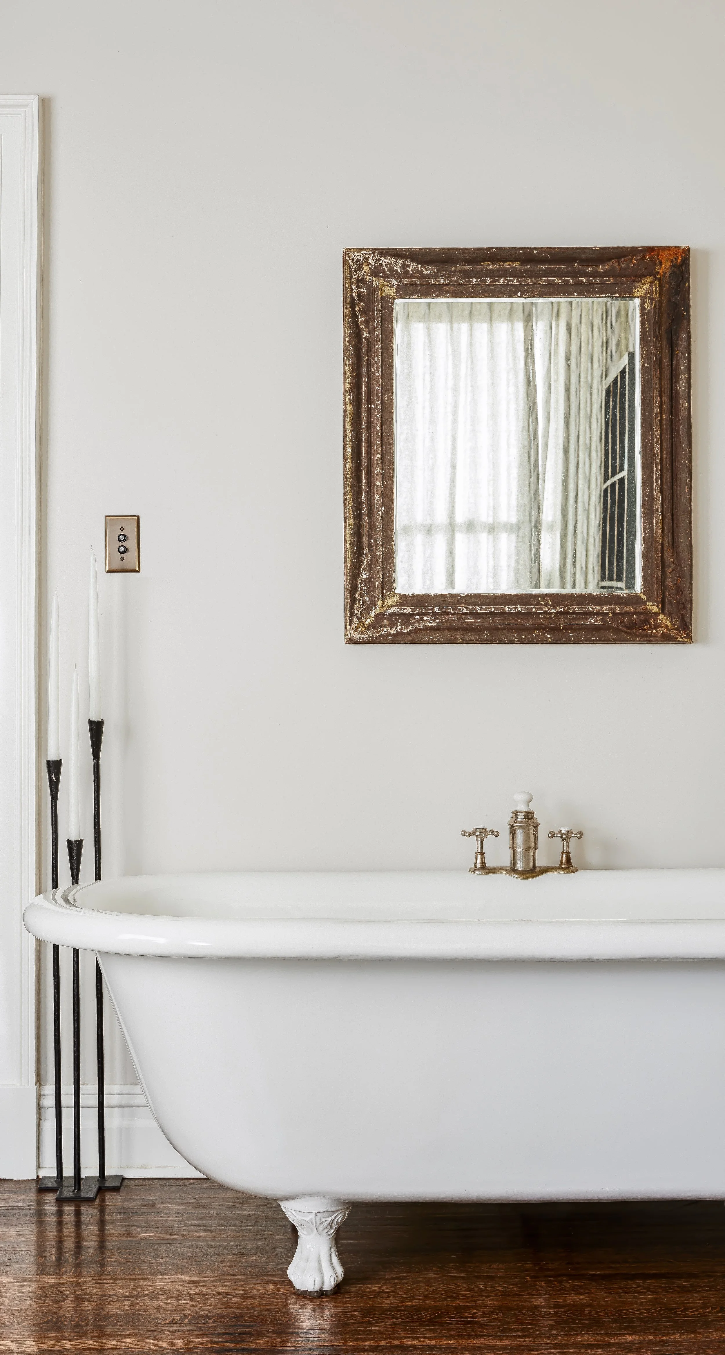 Bath-Clawfoot.jpg