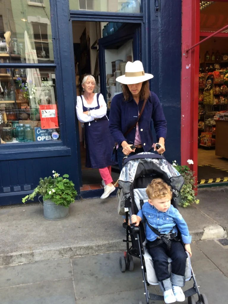Goodbye to Aunt Alex, Tamara & her dear boy Jack - till next time I shop there.