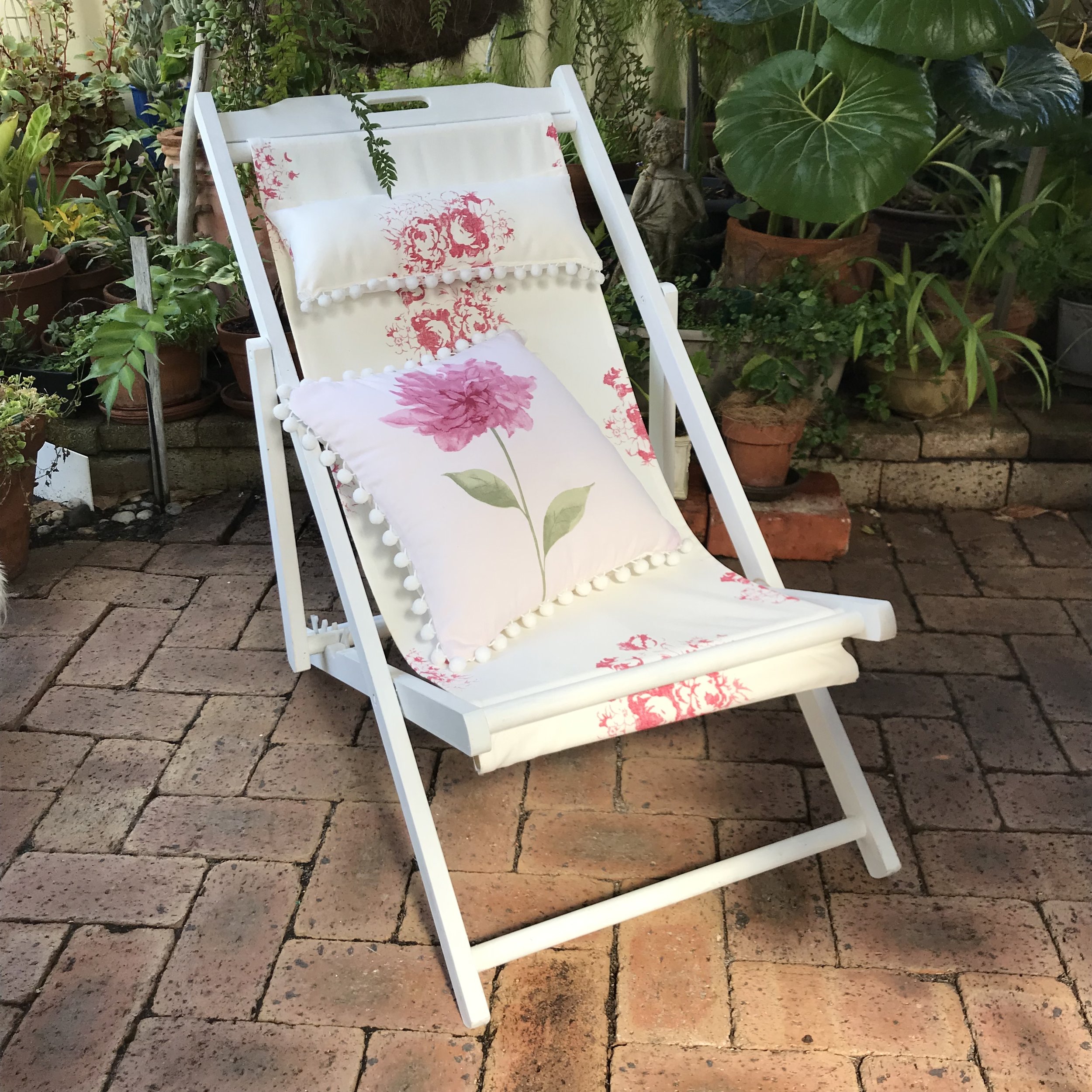 Cabbages + Roses Deck Chair