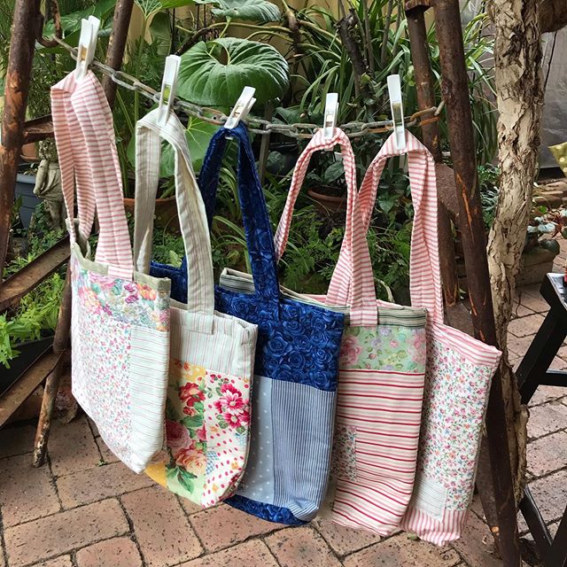 I love to use all my left-over fabrics from various projects that I have collected from numerous places including travels abroad...this time the leftovers are made into these soft but strong carry bags ... awesome for those little purchases, taking y