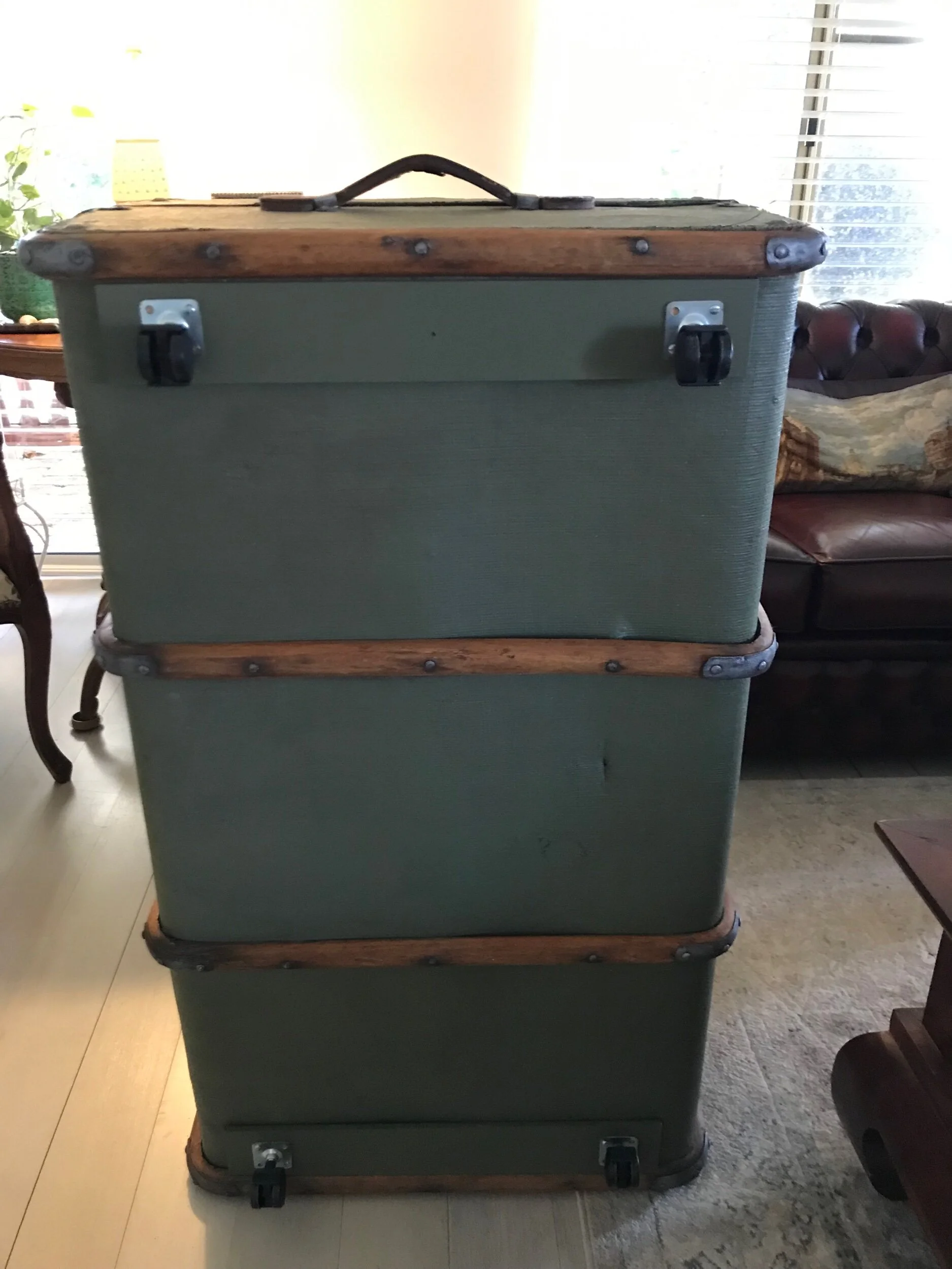 DEE32E0E-01A3-44AB-9417-D2CDE2D3E4DC